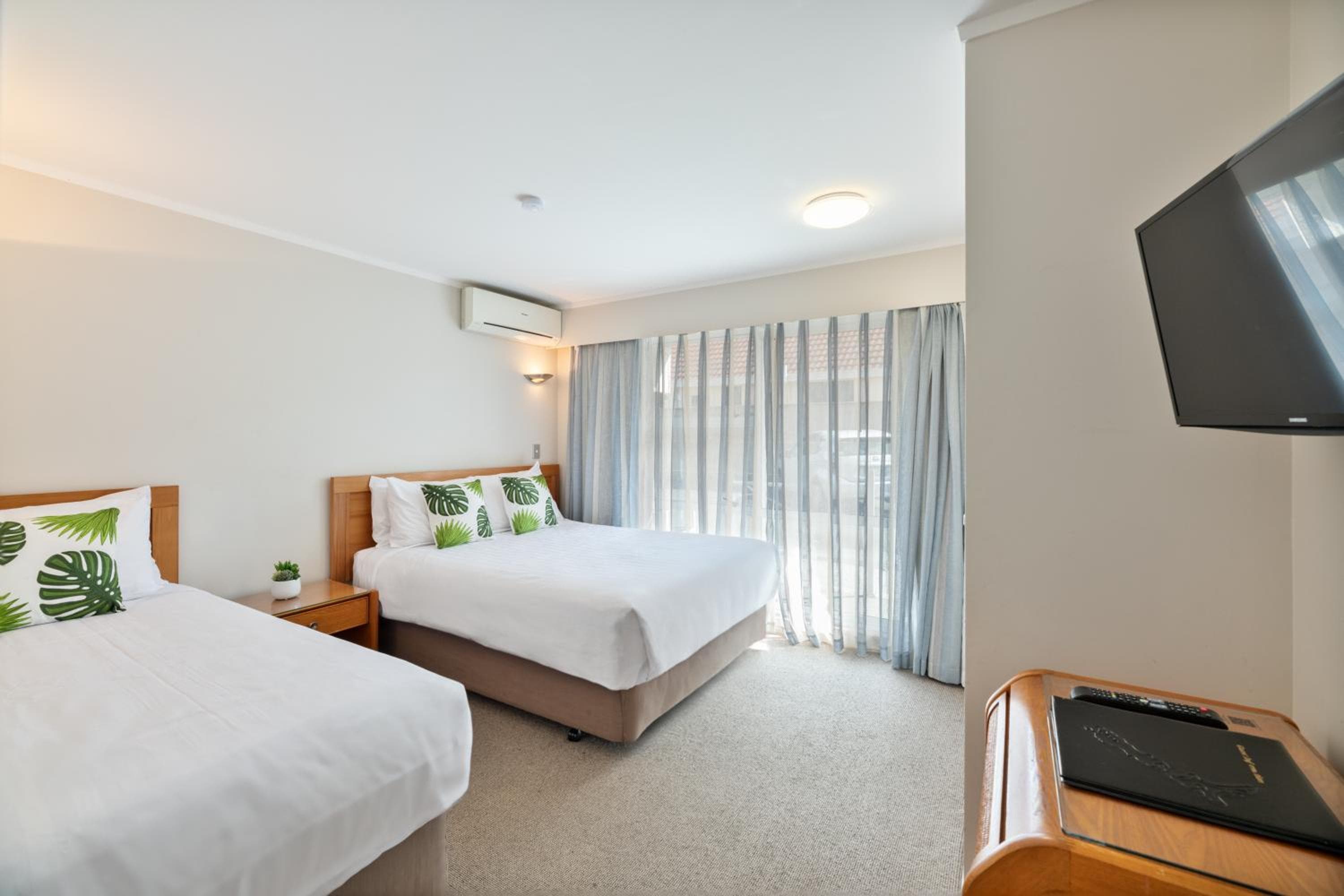 Best Western Newmarket Inn & Suites