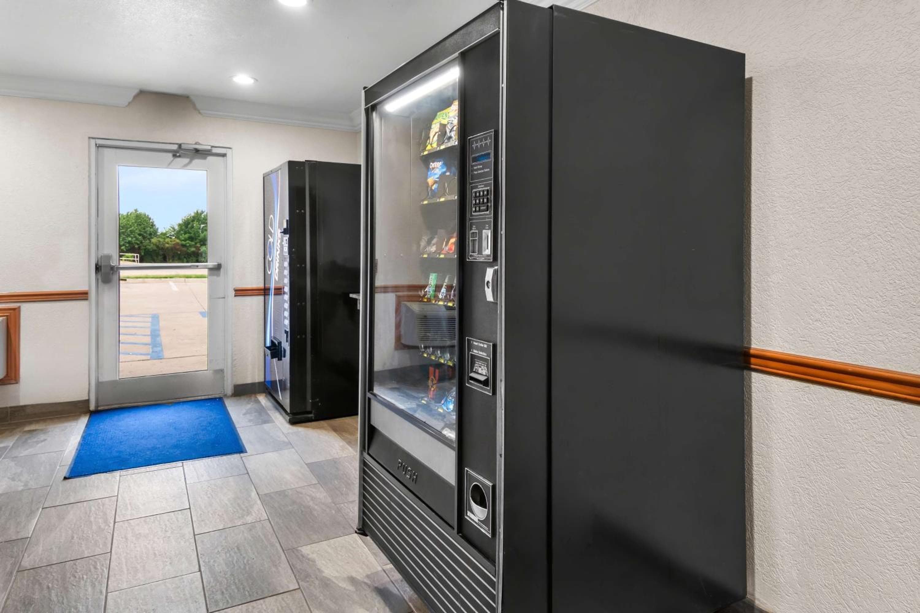 SureStay Plus by Best Western Fort Worth Benbrook