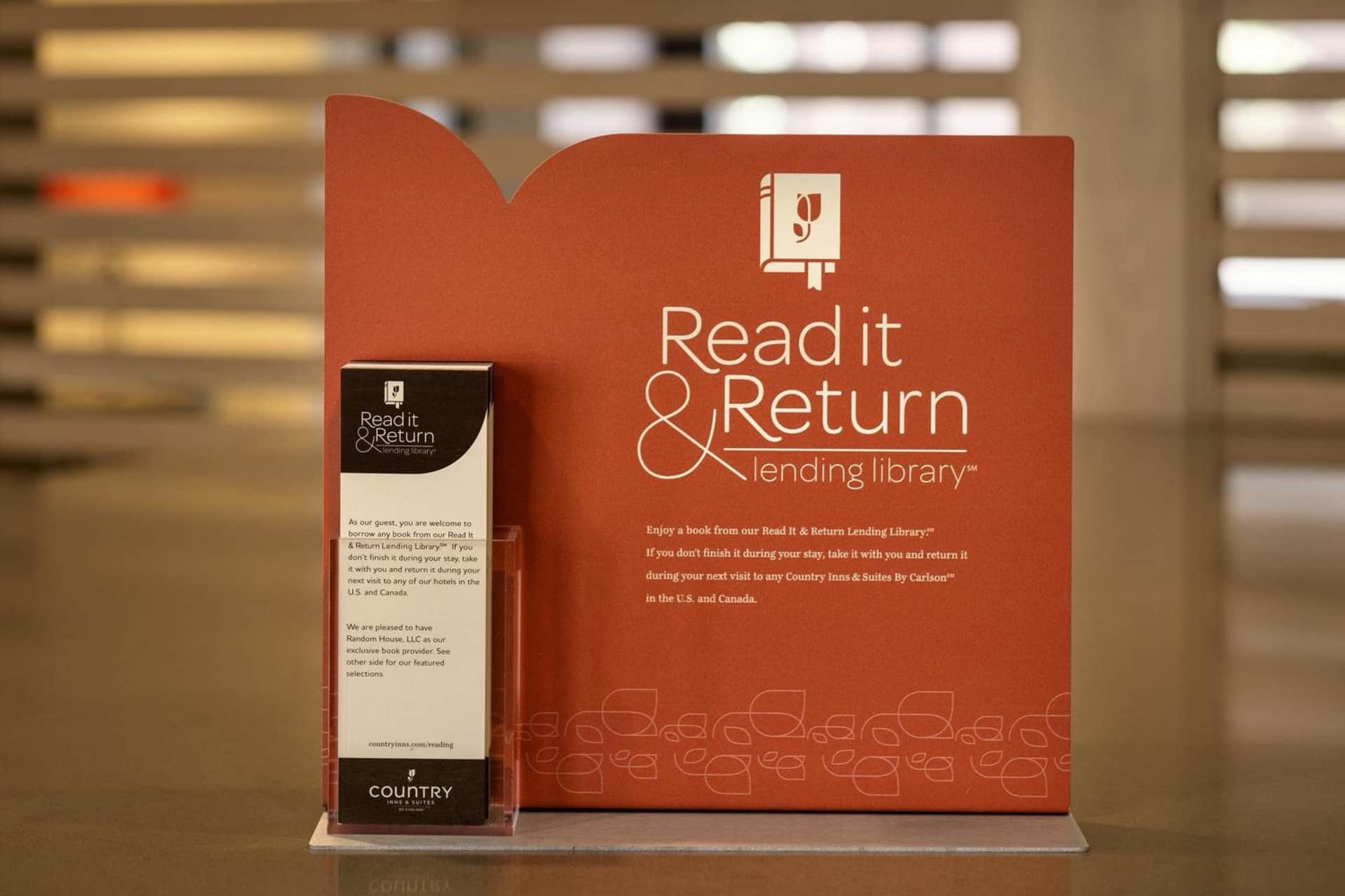 Country Inn & Suites by Radisson, Ames, IA