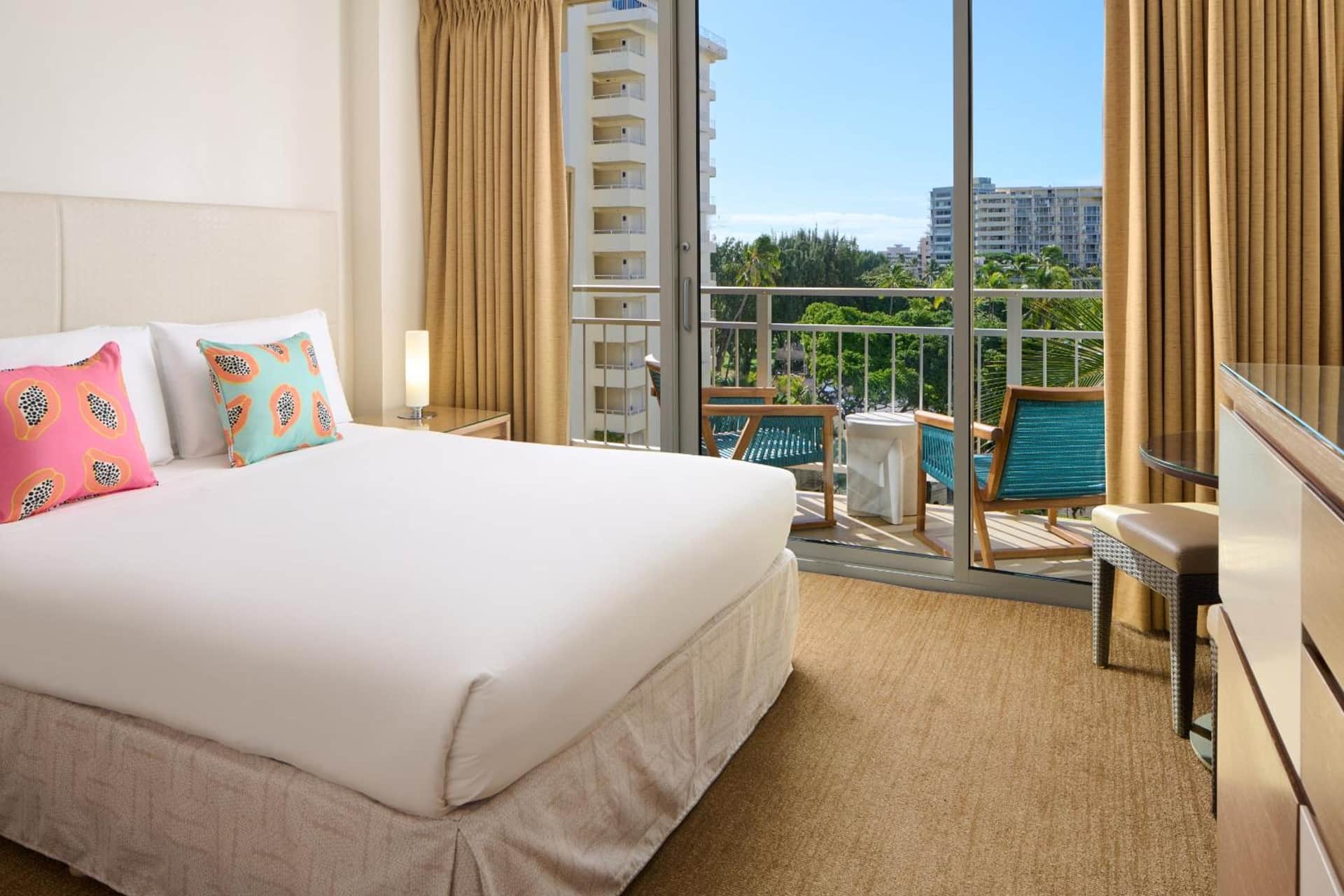 Kaimana Beach Hotel