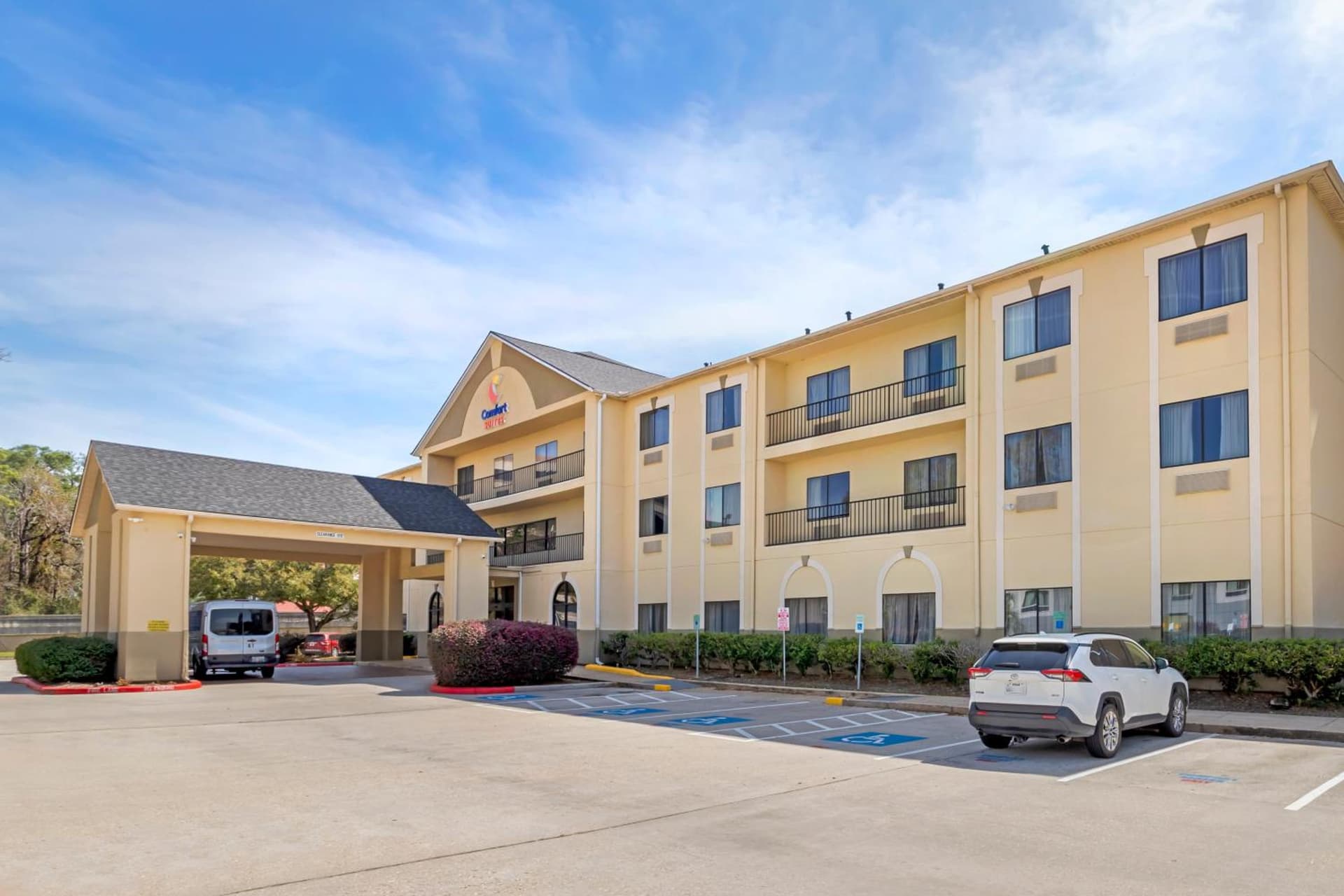 Comfort Suites Bush Intercontinental Airport