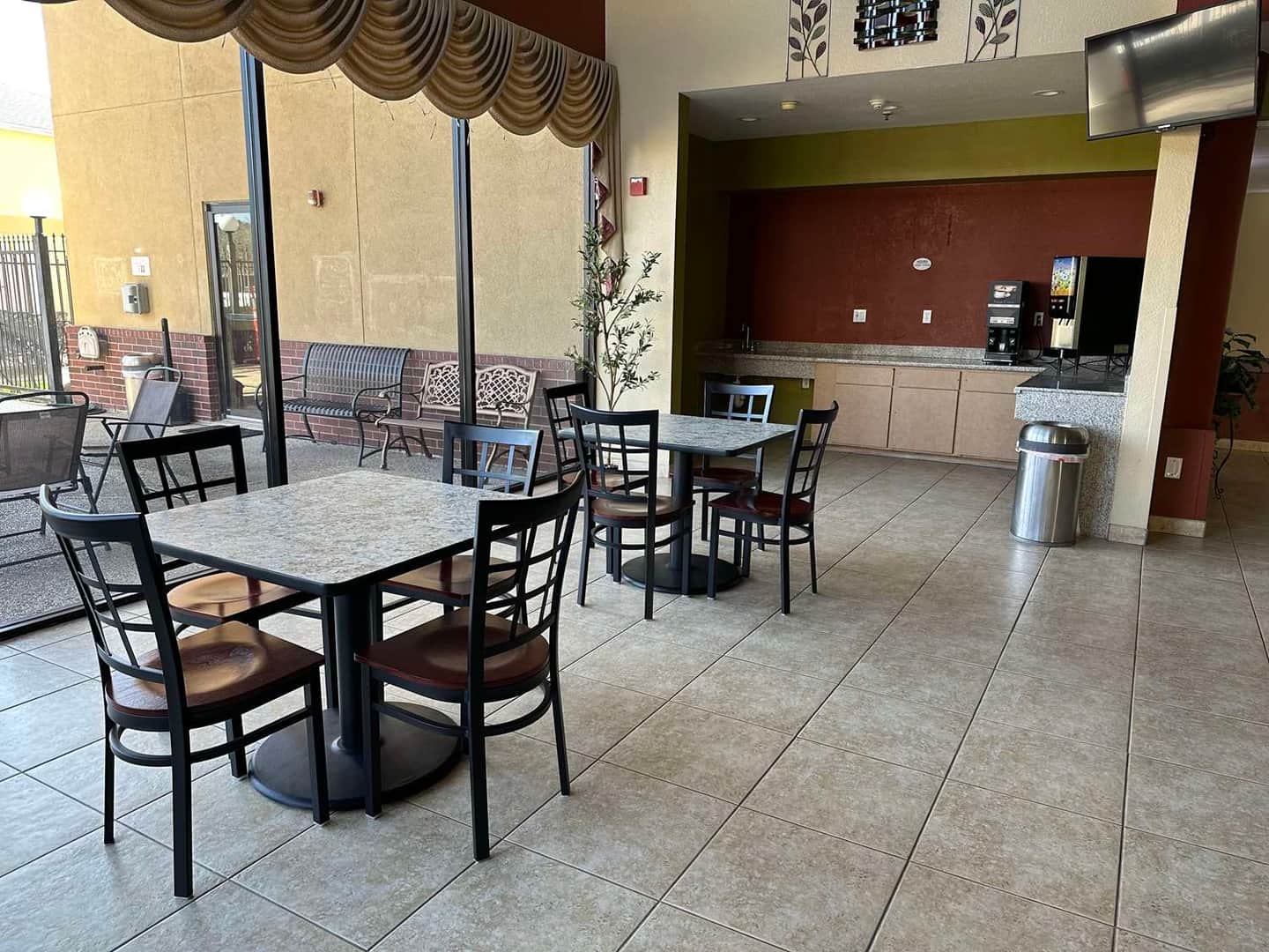 Red Lion Inn & Suites IAH Airport East