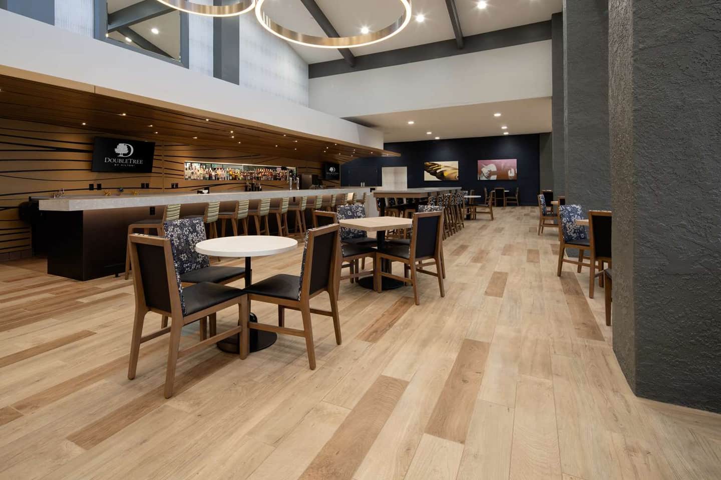 DoubleTree by Hilton Bakersfield