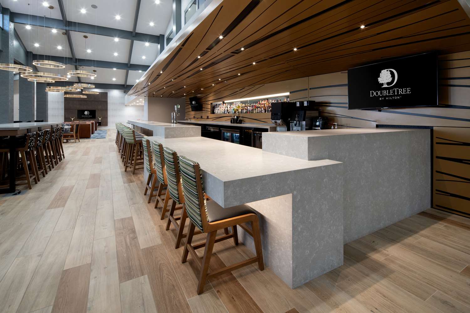 DoubleTree by Hilton Bakersfield