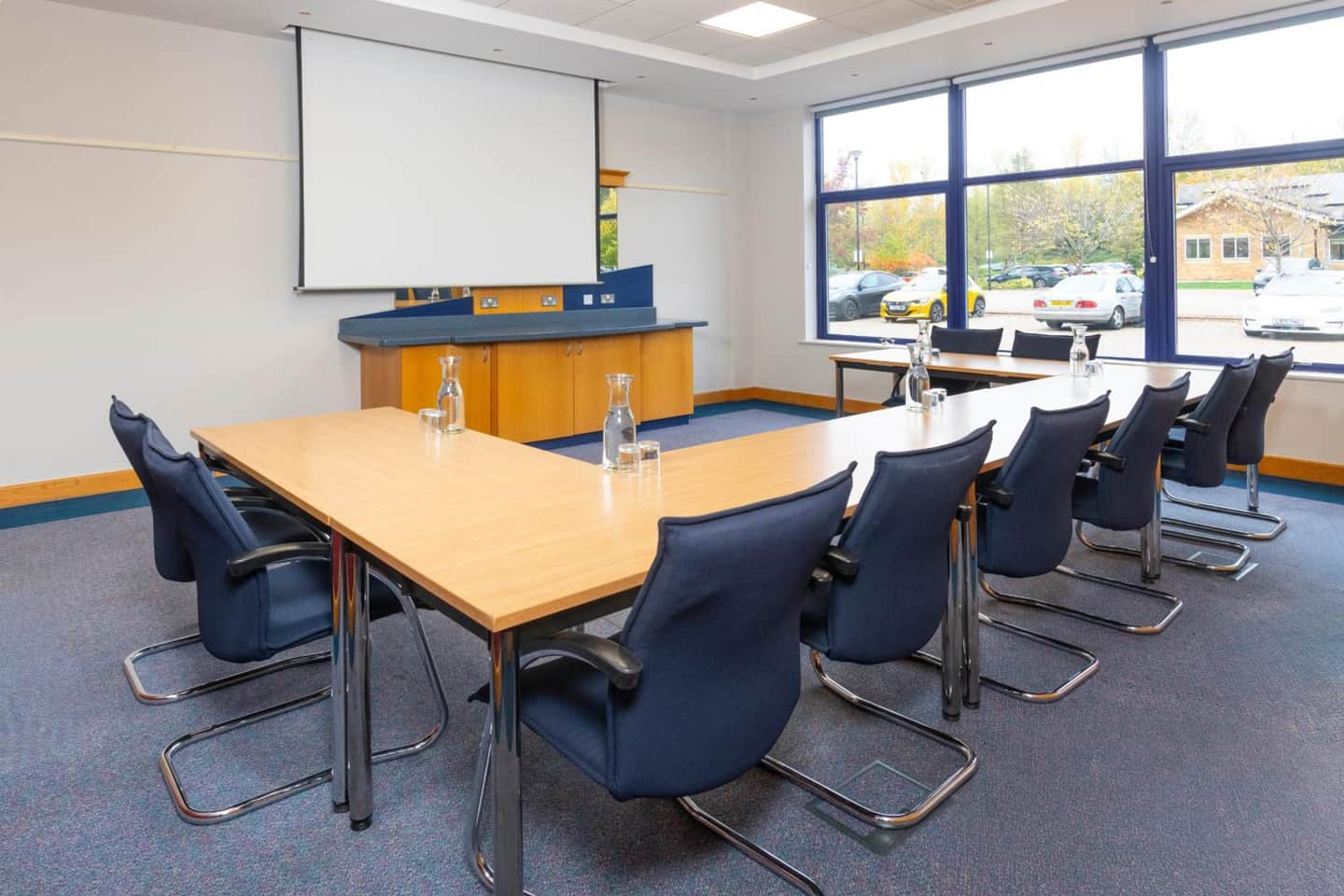 Holiday Inn Express - Milton Keynes by IHG