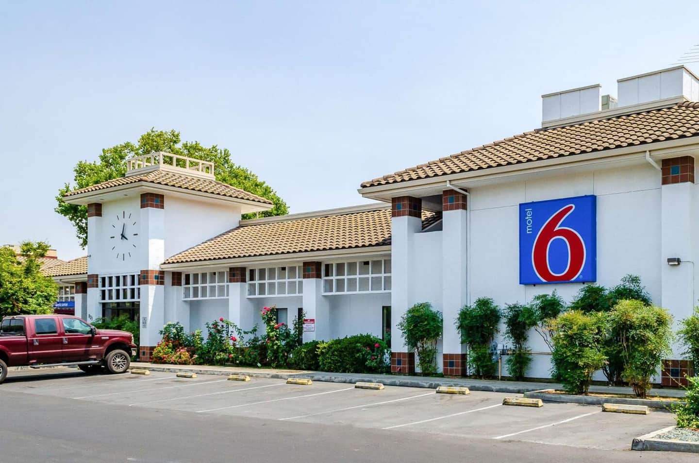 Motel 6 Oakdale, CA