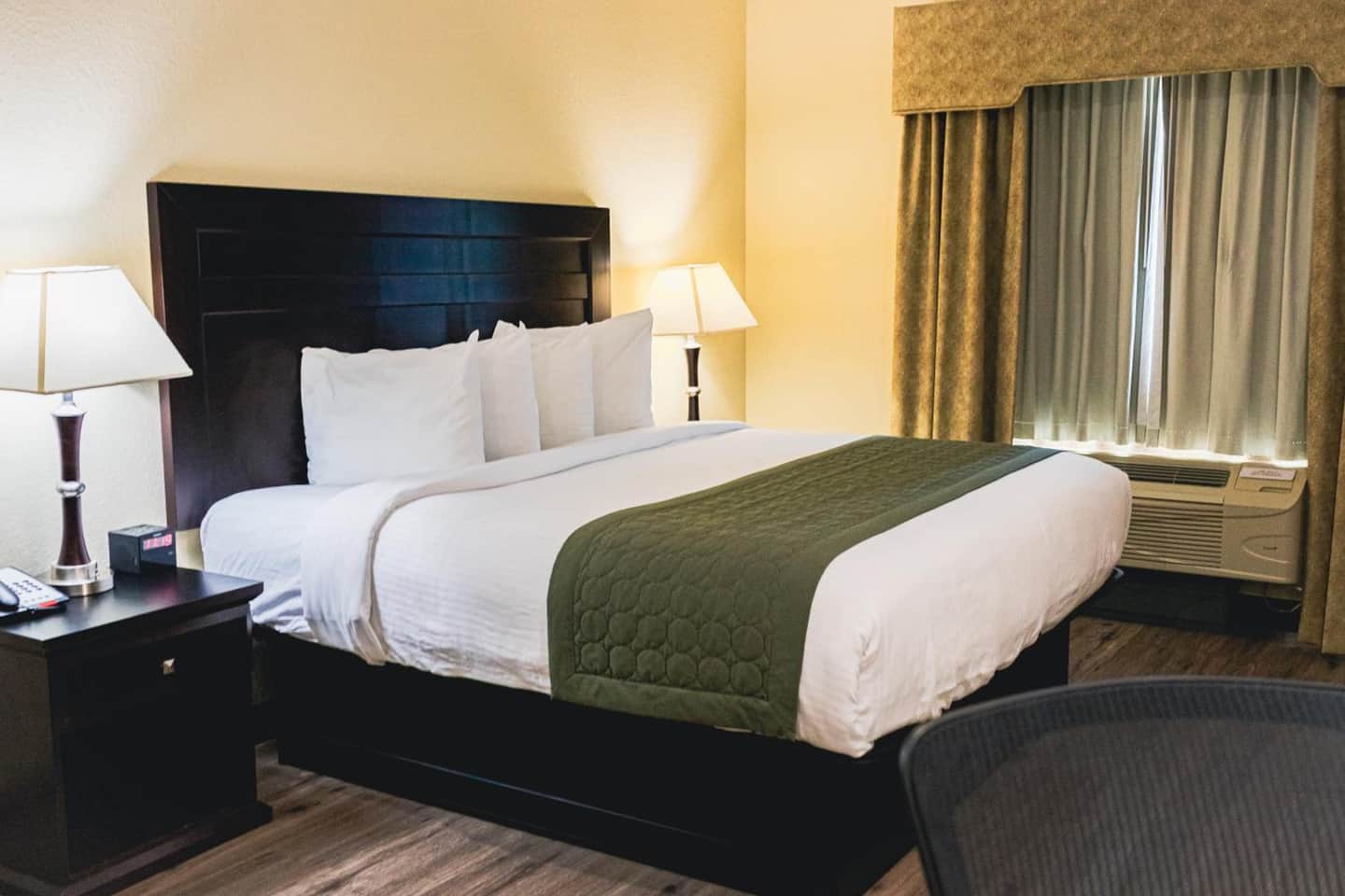 Grander Inn & Suites by IHG