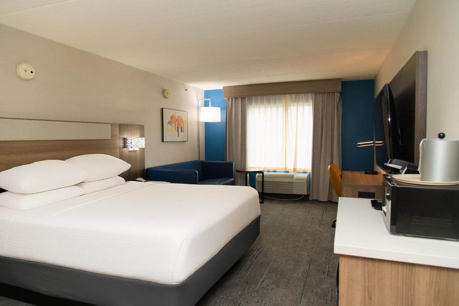 Holiday Inn Express Hotel & Suites Pittsburgh-South Side by IHG