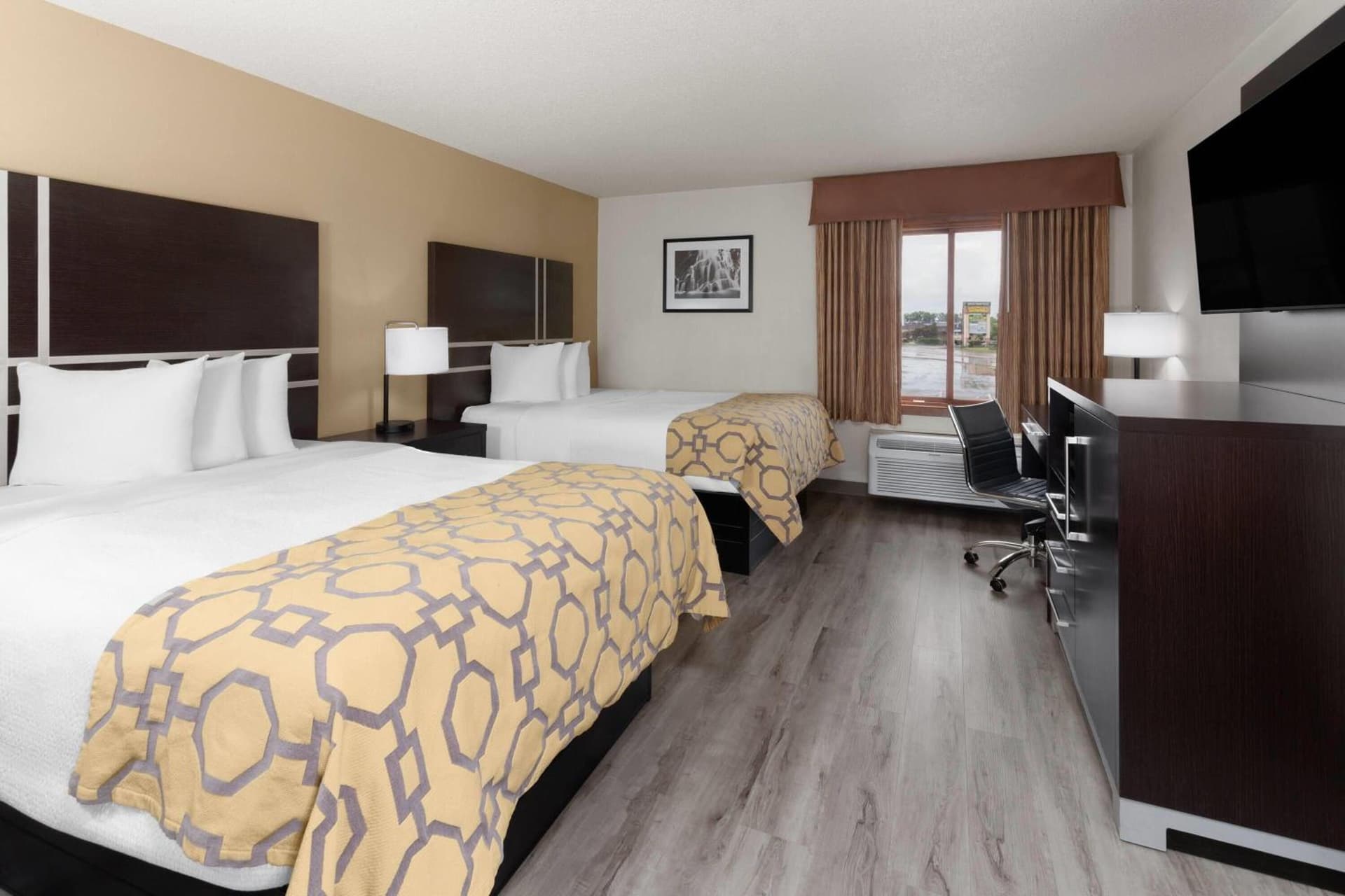 Baymont by Wyndham Green Bay
