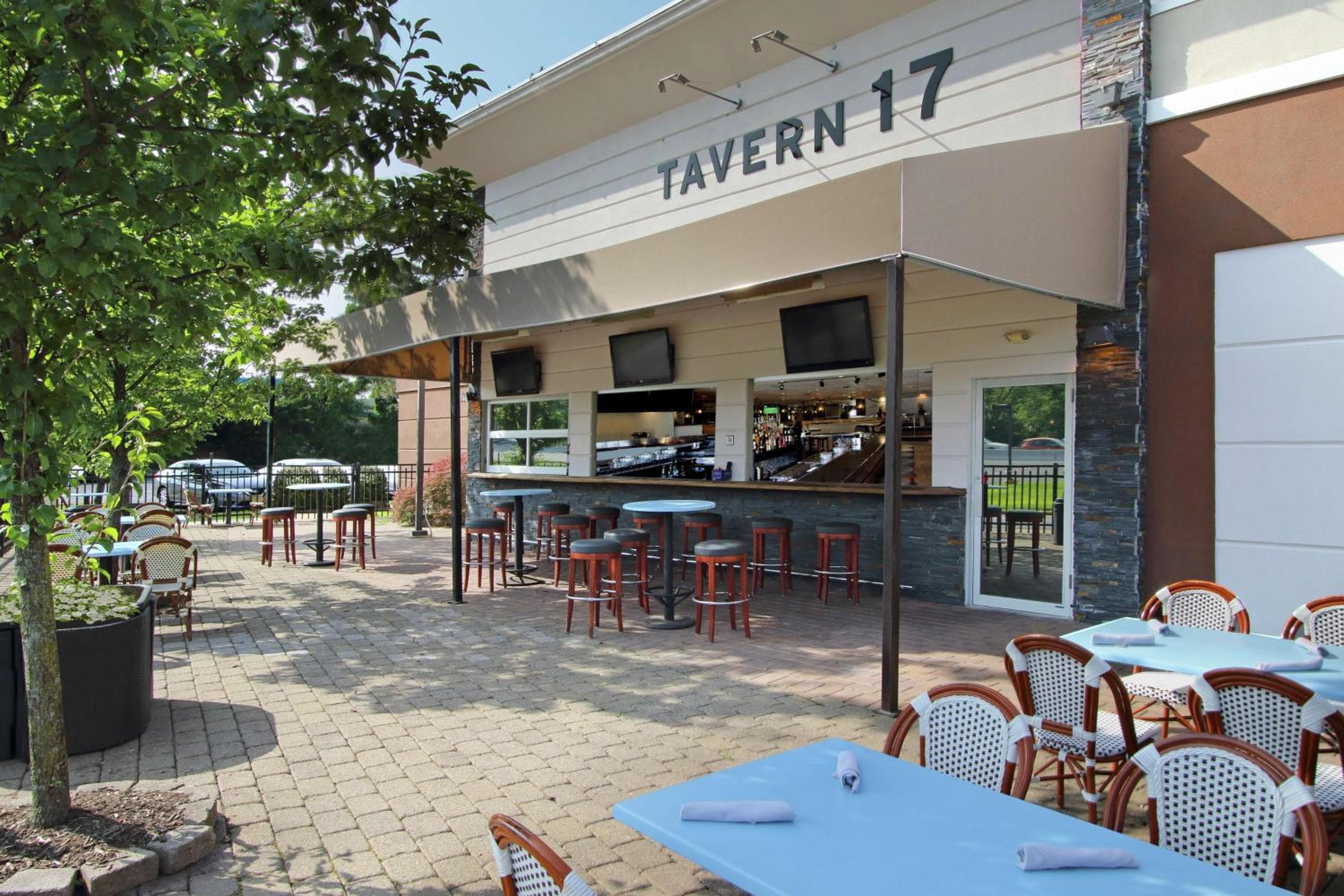 DoubleTree by Hilton Hotel Mahwah