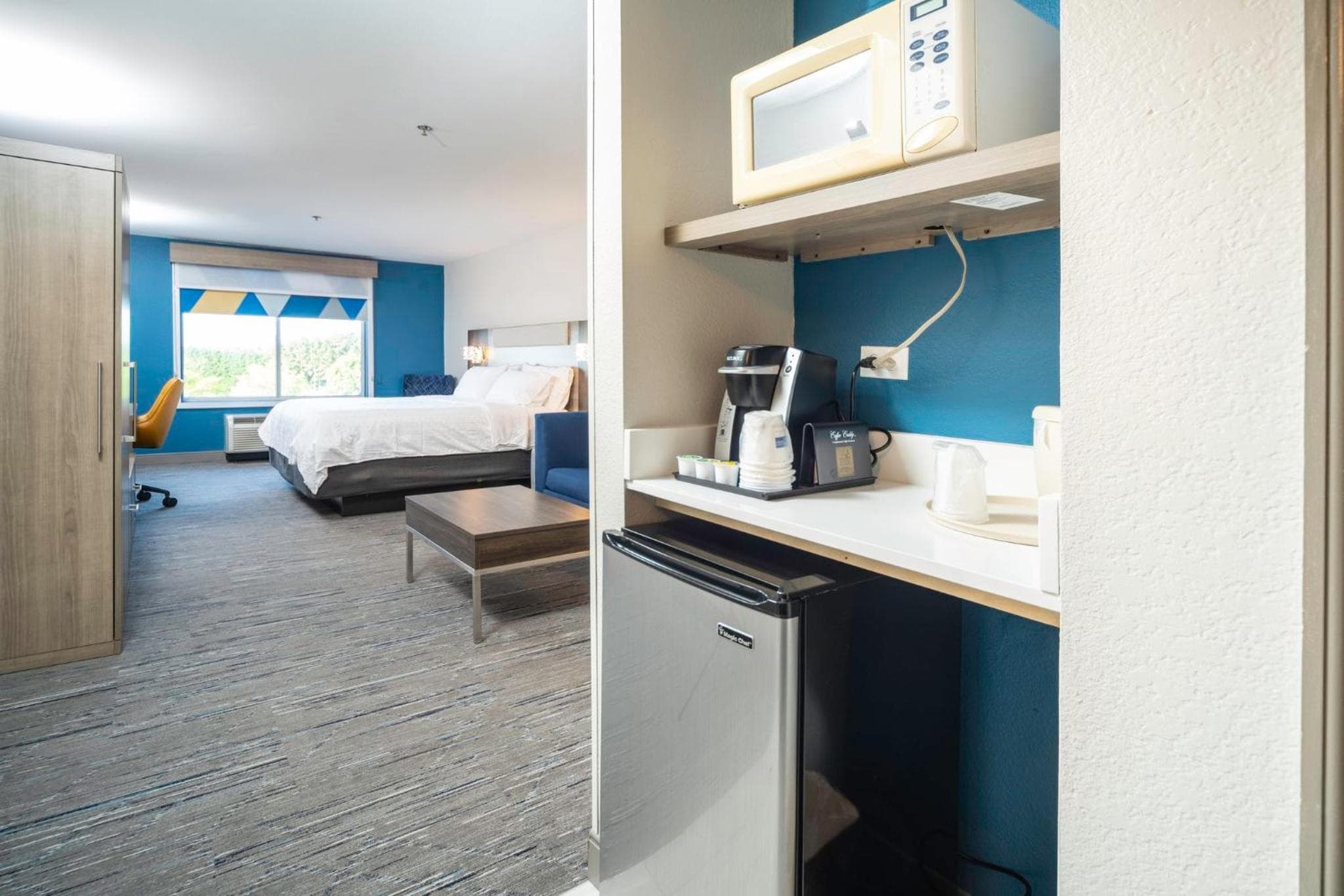 Holiday Inn Express and Suites Atlanta-Johns Creek by IHG