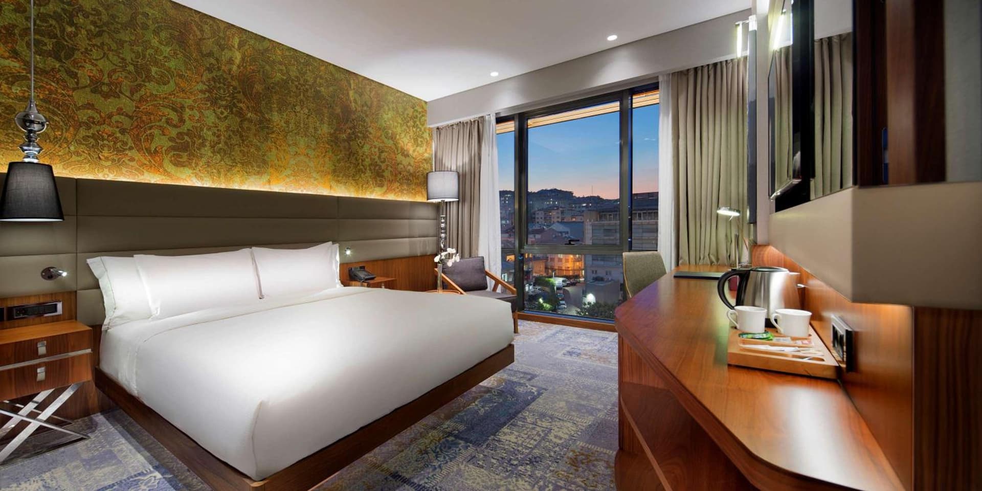 DoubleTree by Hilton Istanbul - Piyalepasa