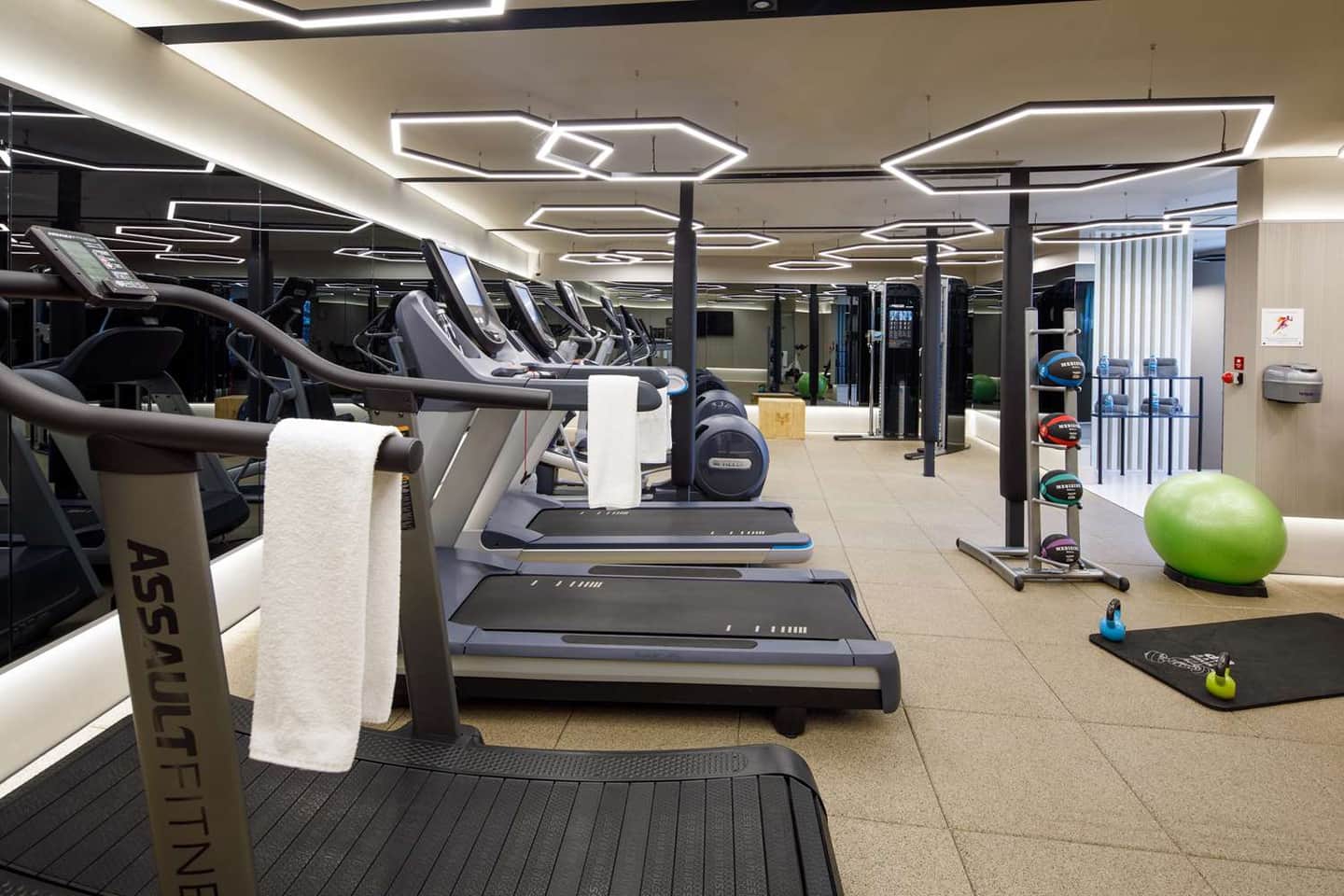 Hagia Sofia Mansions Istanbul, Curio Collection by Hilton