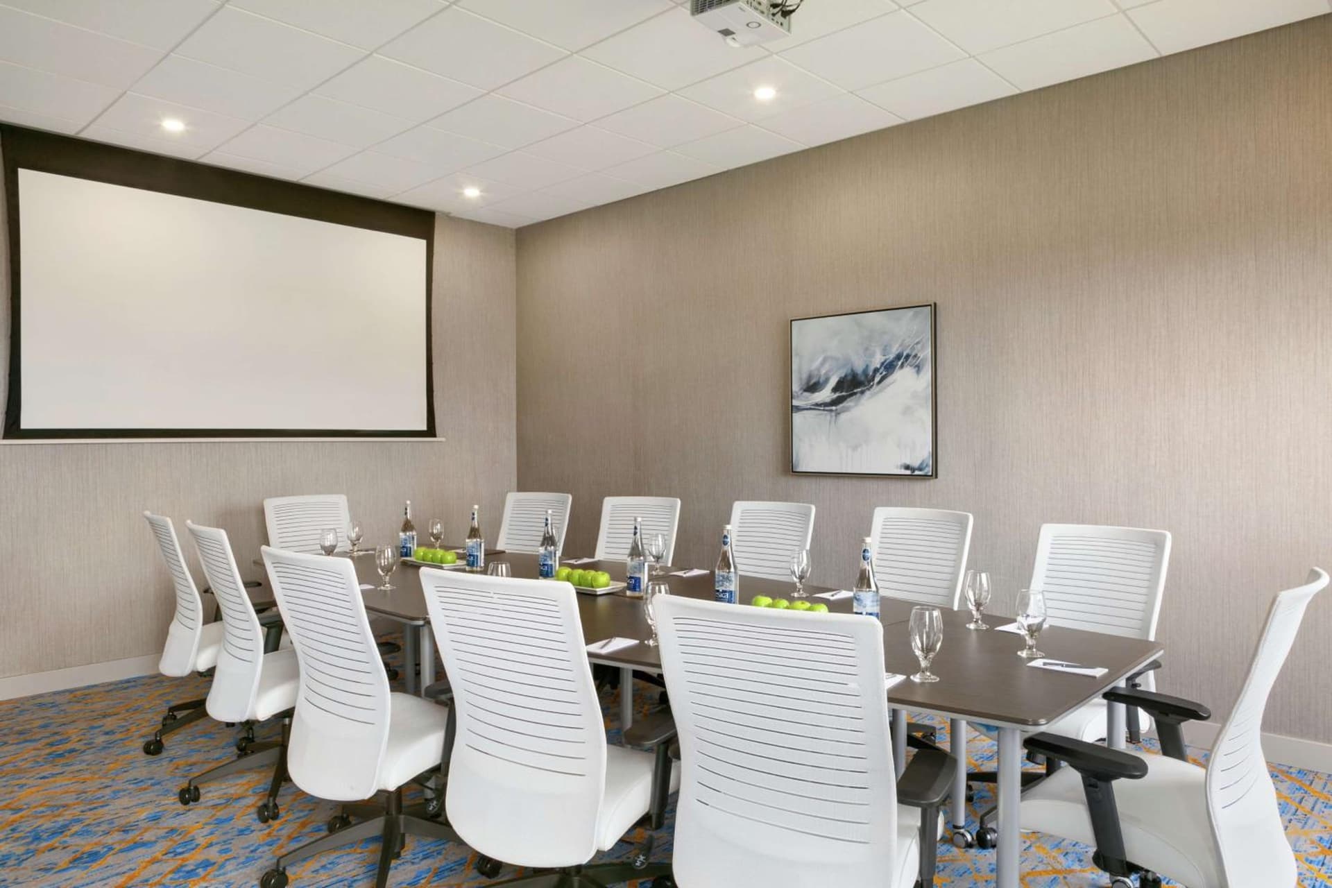 Embassy Suites by Hilton Montreal Airport