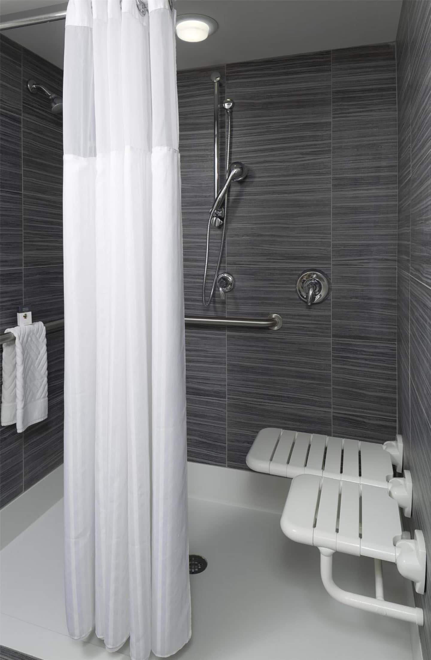 DoubleTree by Hilton Downtown Wilmington - Legal District