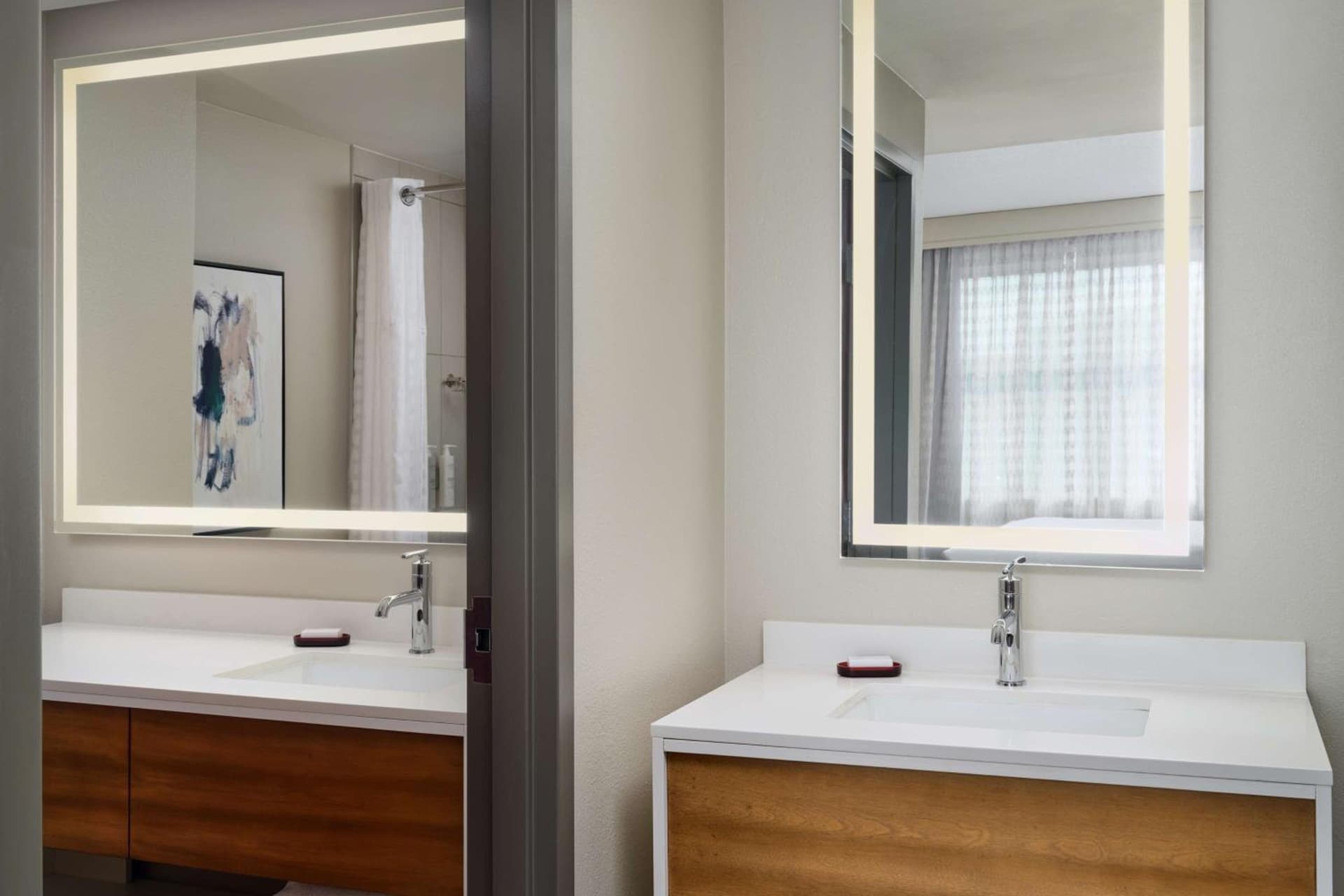 Embassy Suites by Hilton Hampton Convention Center