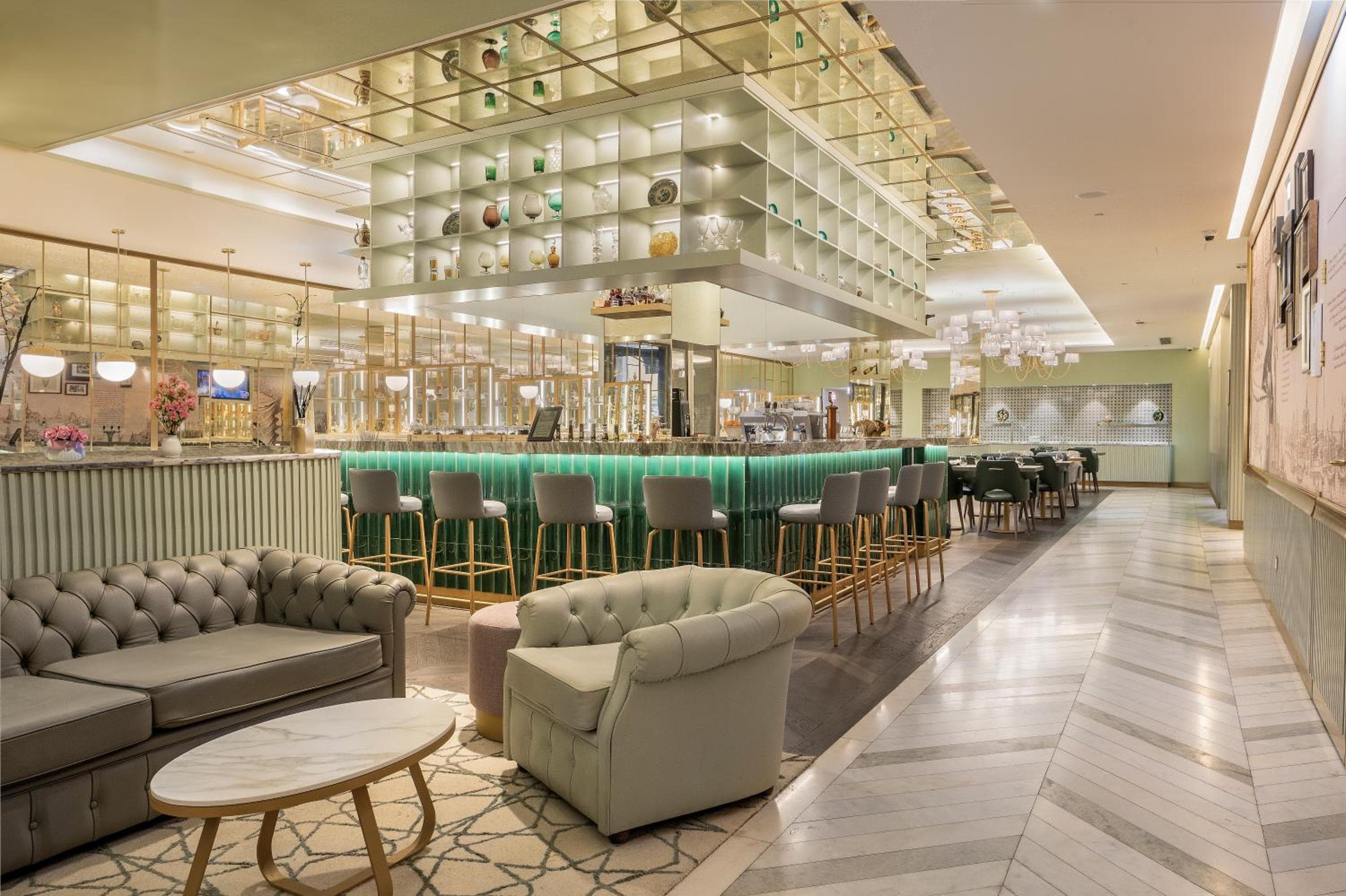 The Emerald House Lisbon Curio Collection By Hilton