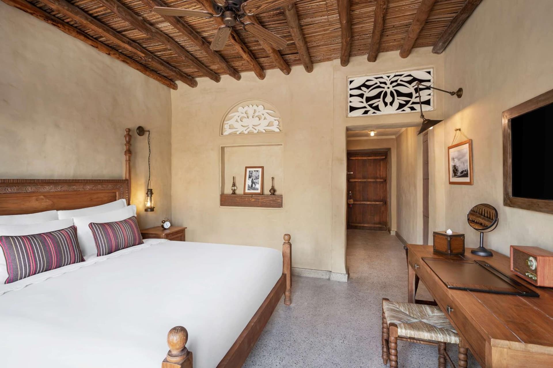 Al Seef Heritage Hotel Dubai, Curio Collection by Hilton