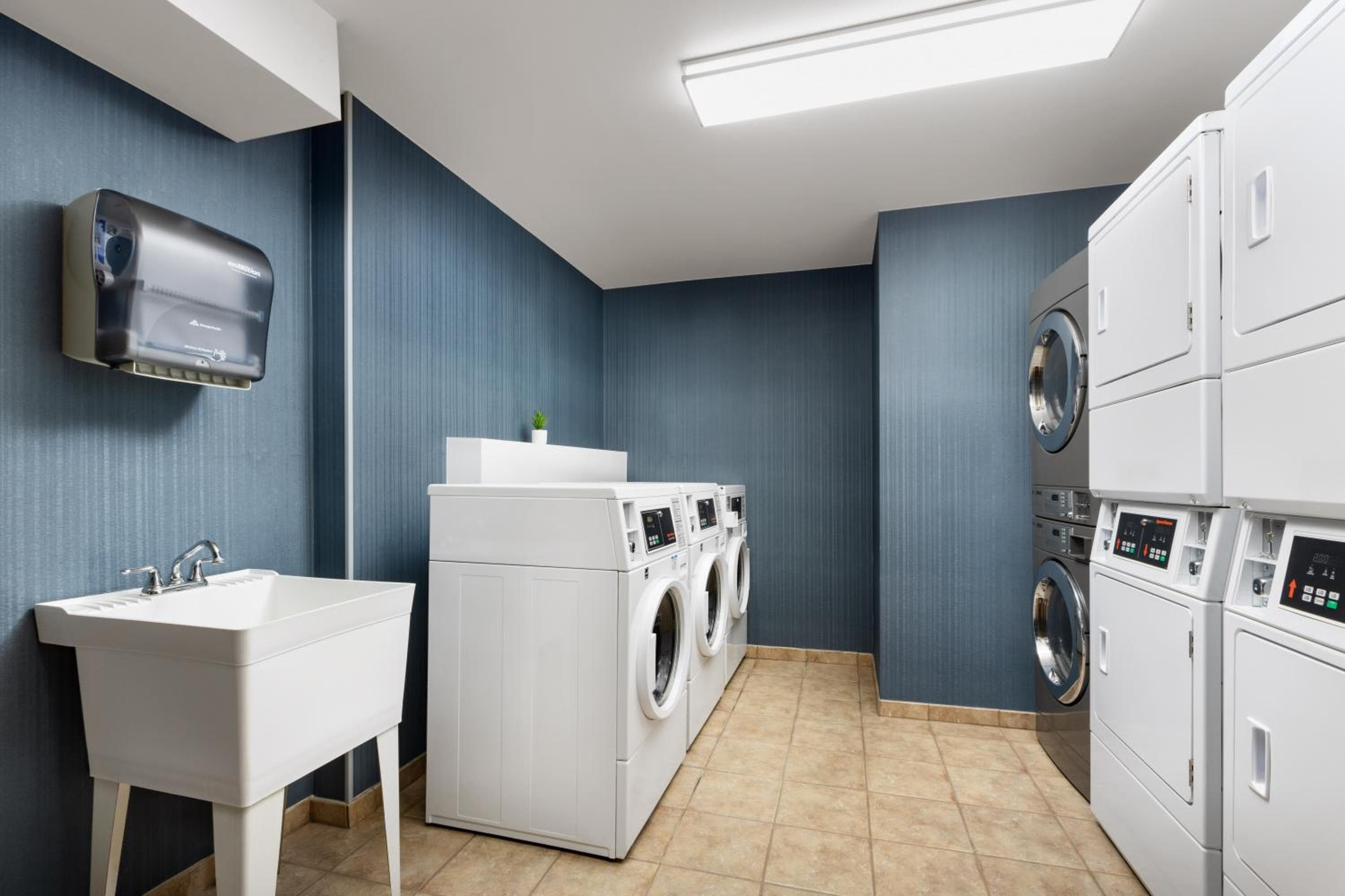 Homewood Suites by Hilton Manchester/Airport