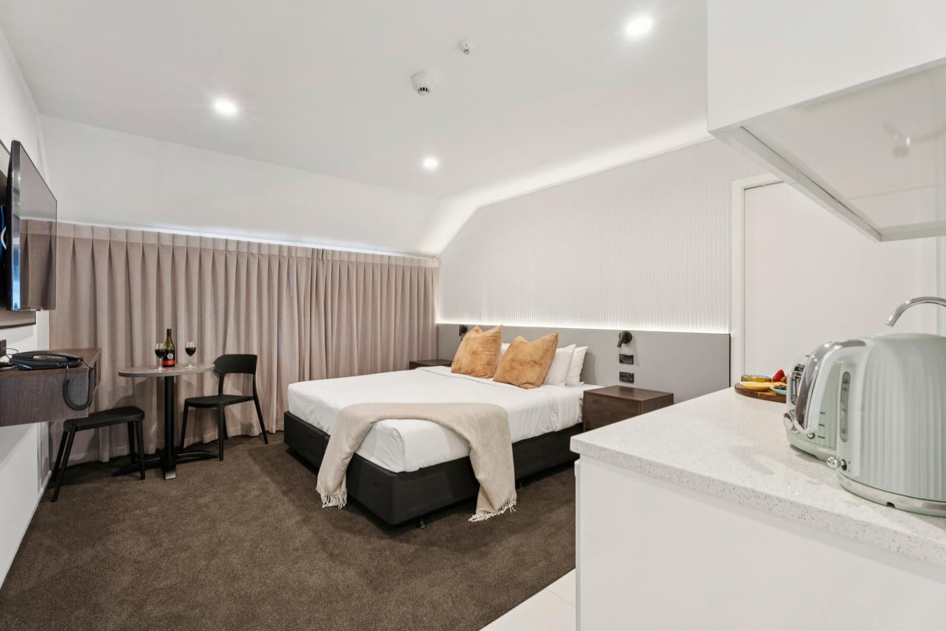 Sai Motels