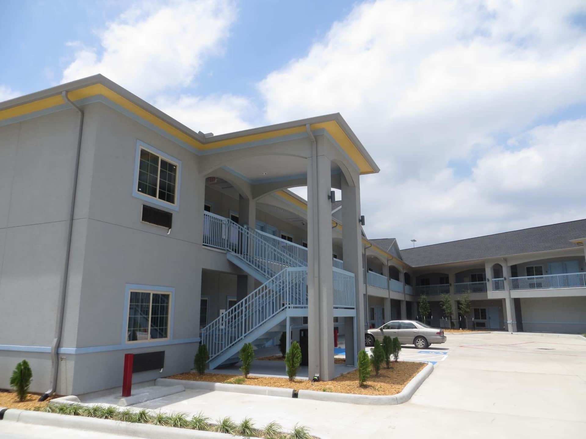 Haven Inn & Suites Willowbrook