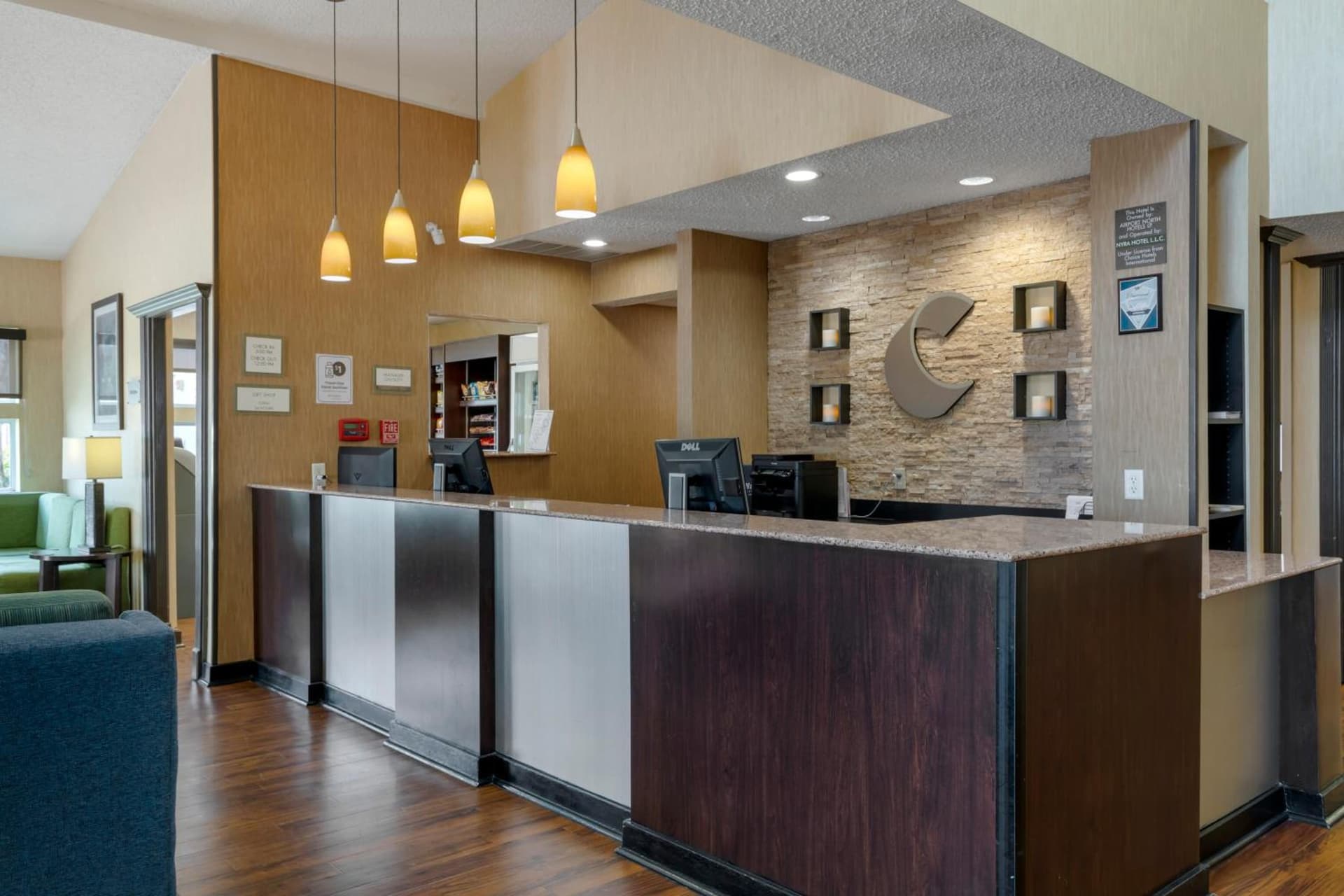 Comfort Suites DFW Airport