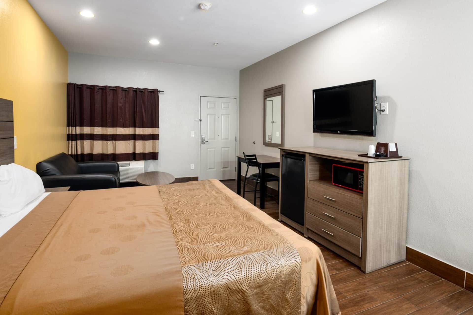Moonlight Suites - Houston/George Bush Int'l Airport
