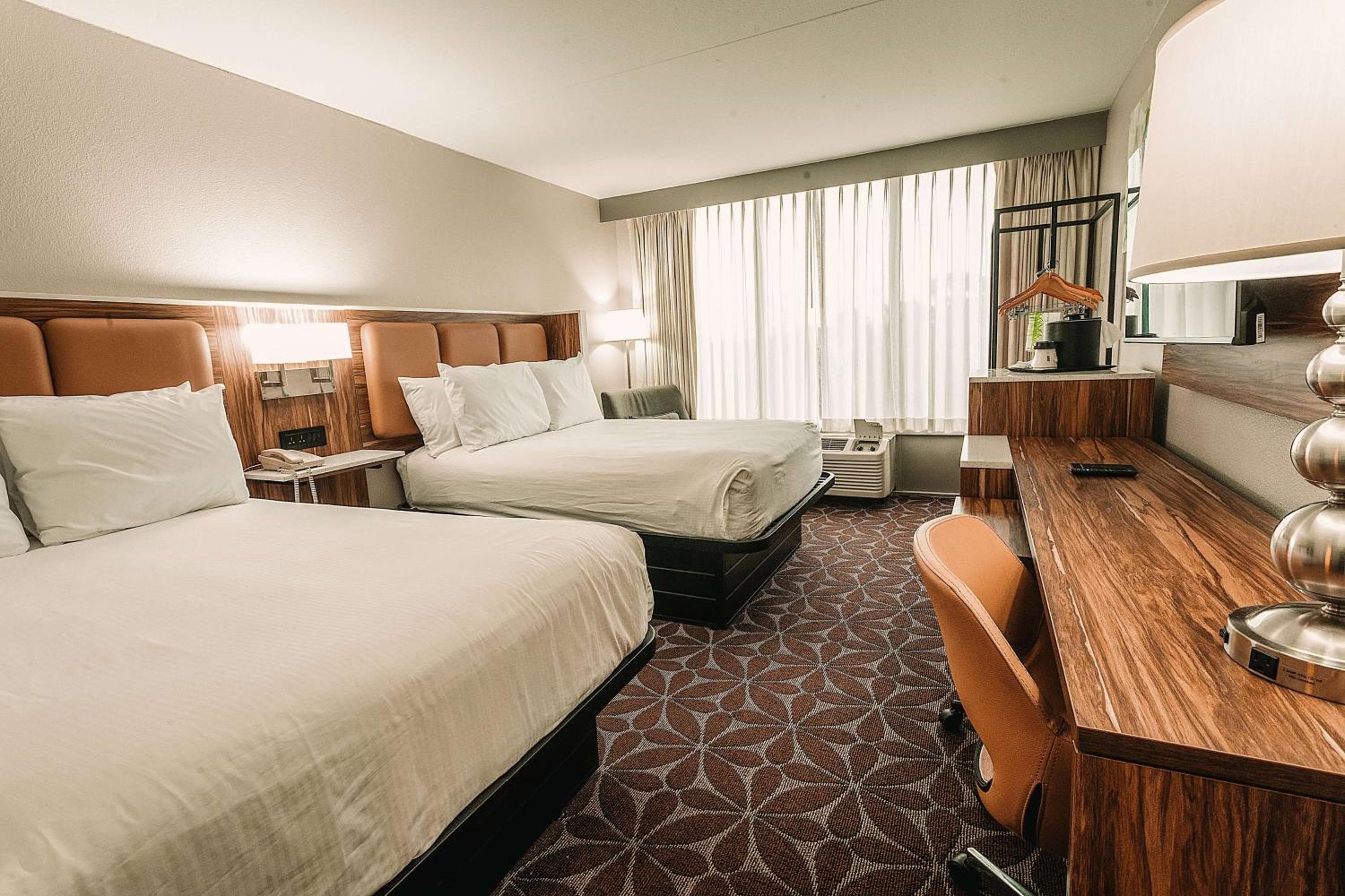 Wyndham Garden Williamsburg Busch Gardens Area