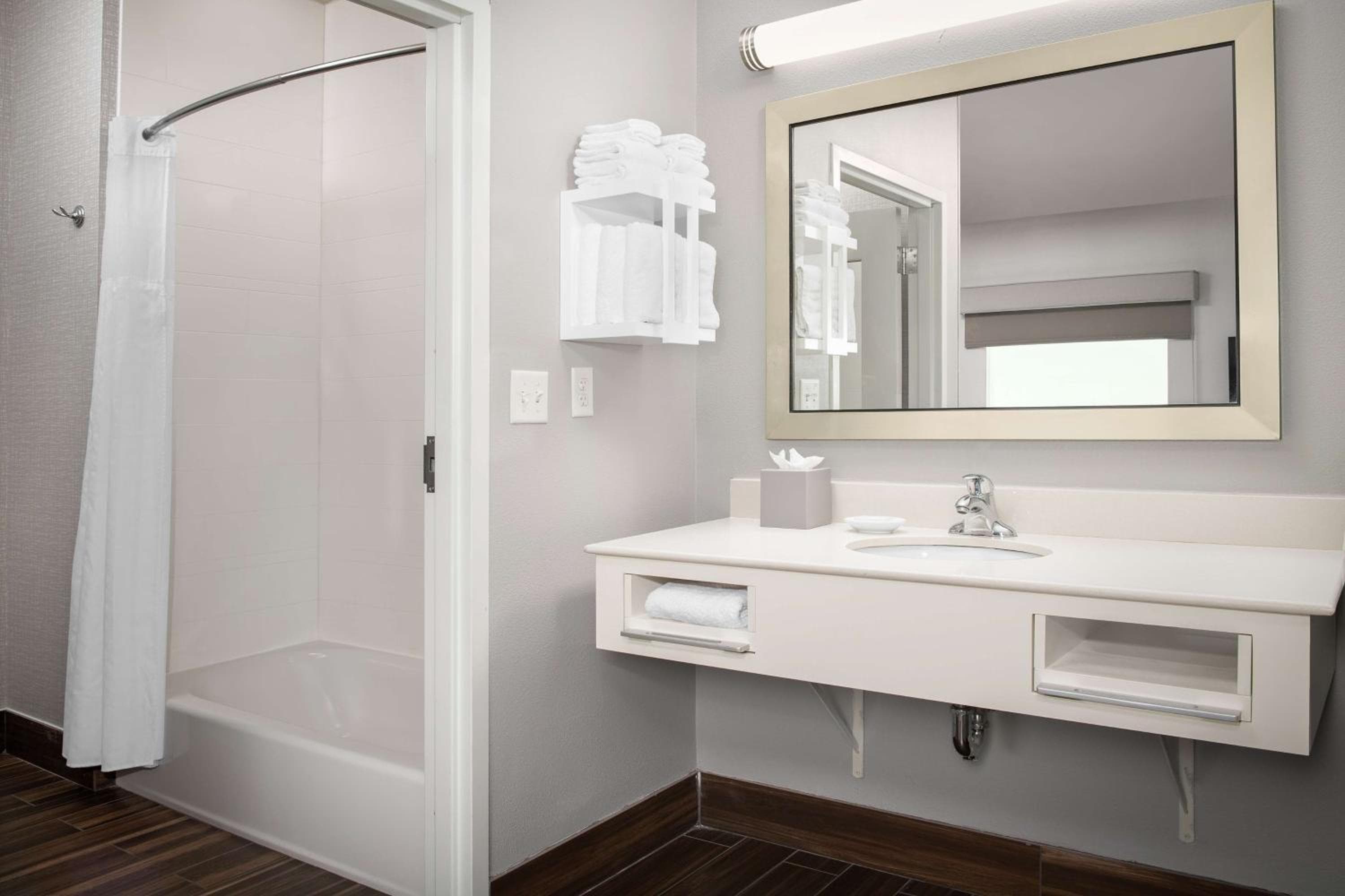 Hampton Inn & Suites Portland/Hillsboro-Evergreen Park