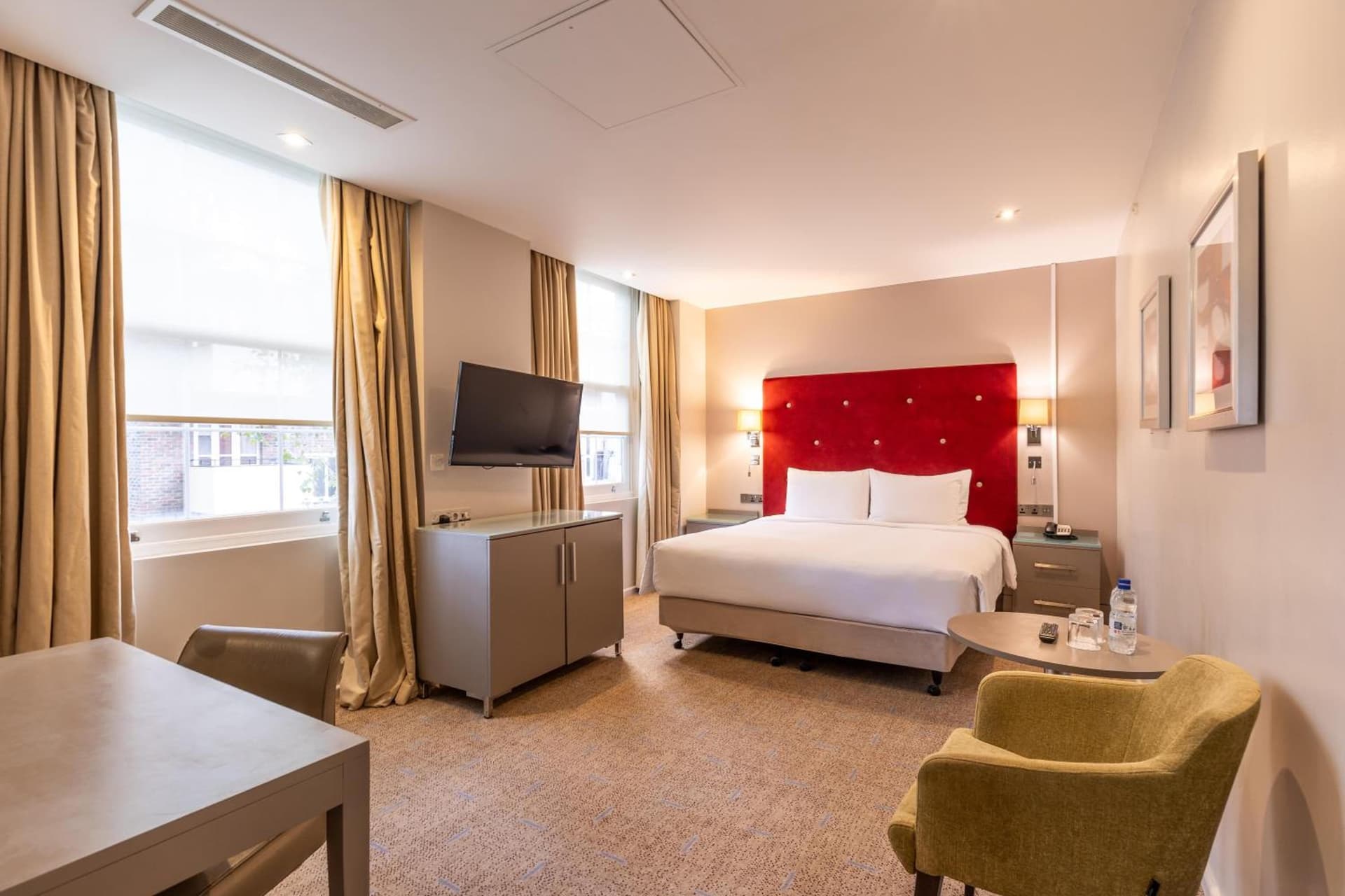 DoubleTree by Hilton London - West End
