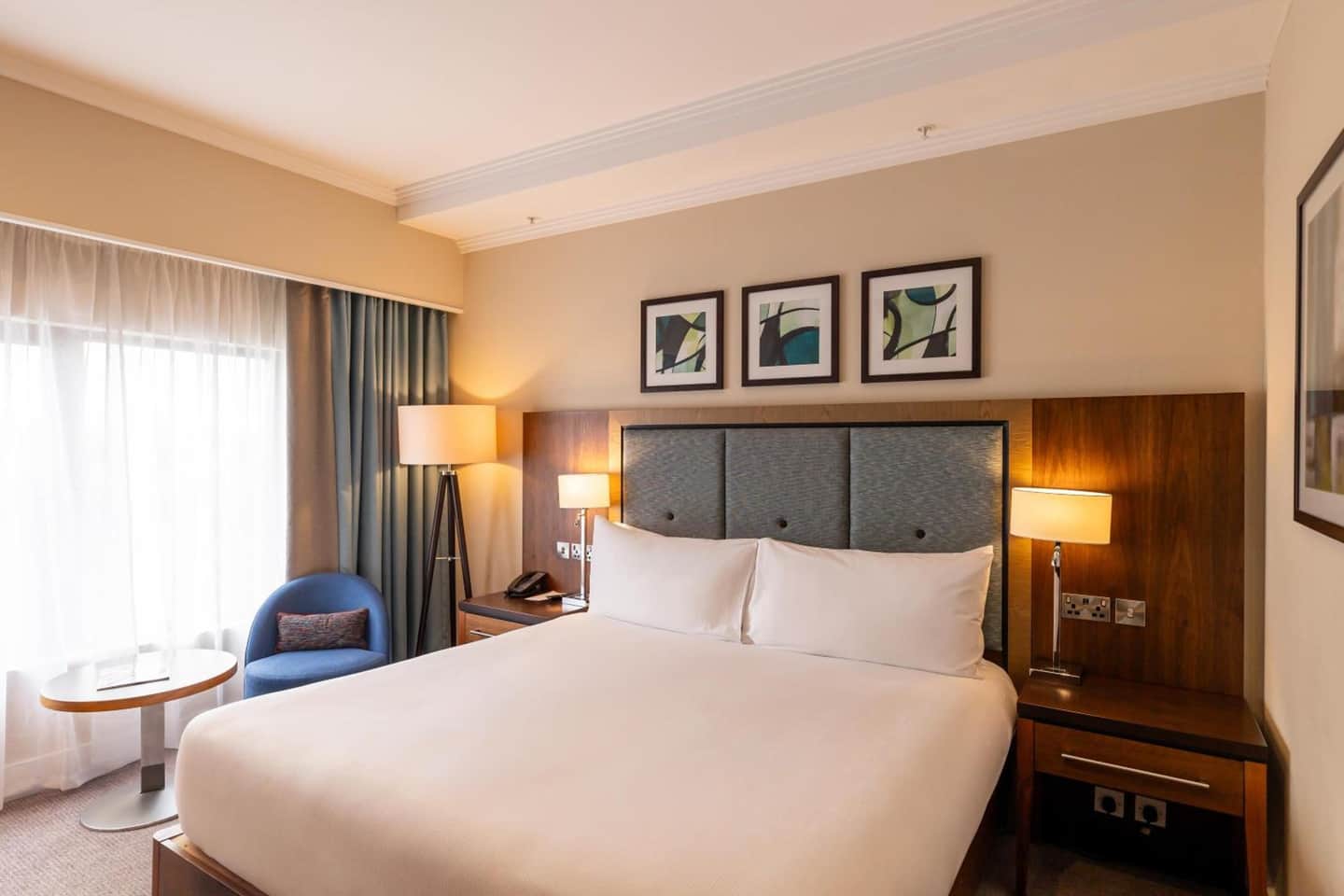 DoubleTree by Hilton London - Victoria