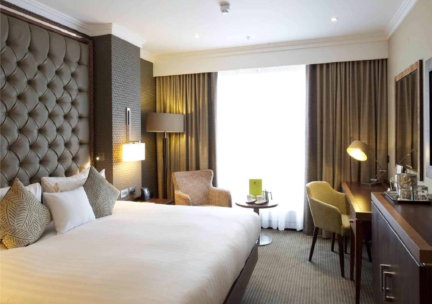 DoubleTree by Hilton London - Victoria