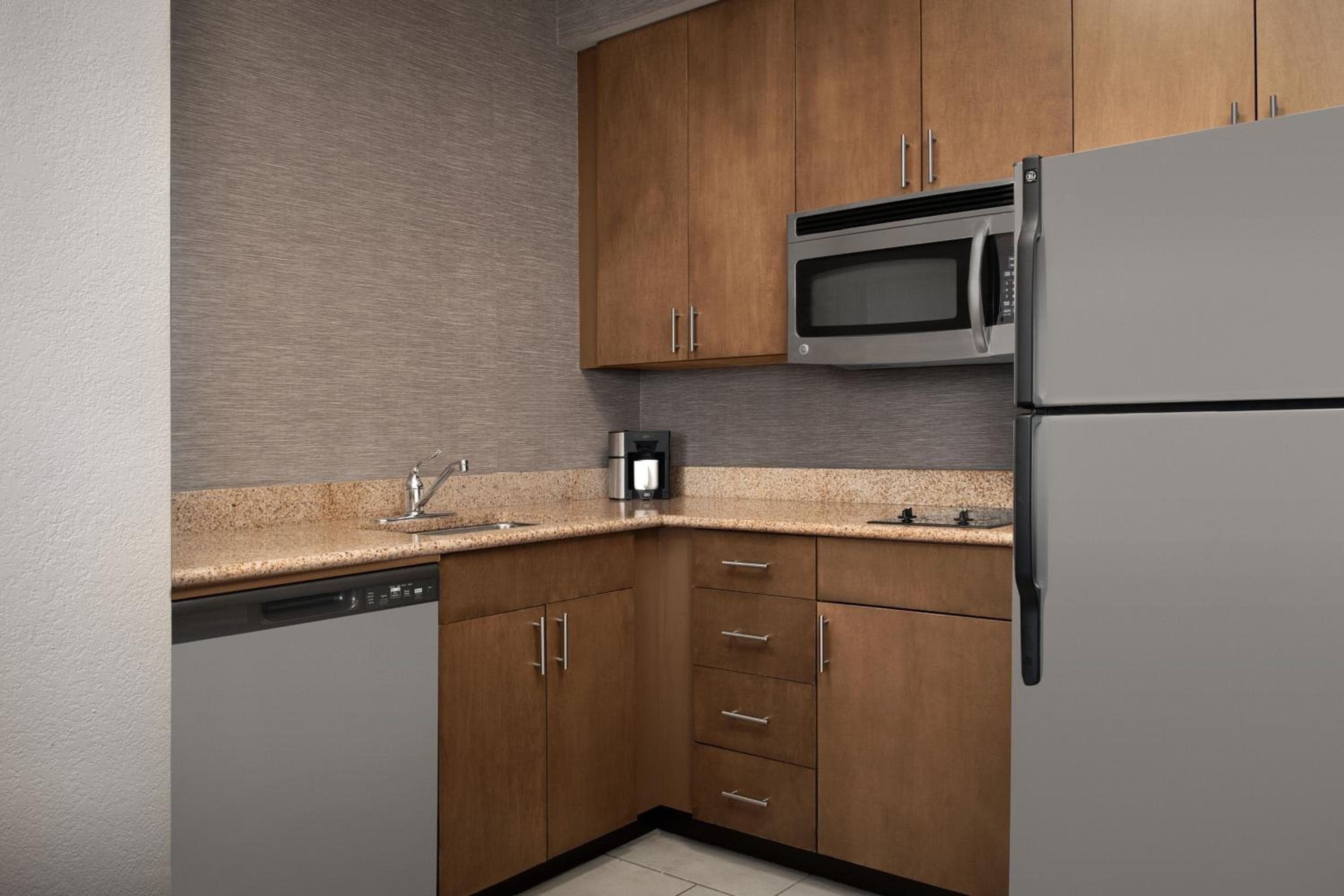 Residence Inn by Marriott Greensboro Airport