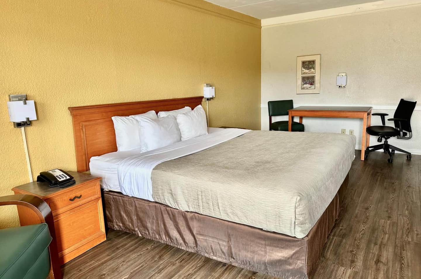 Baymont by Wyndham Nacogdoches Near University