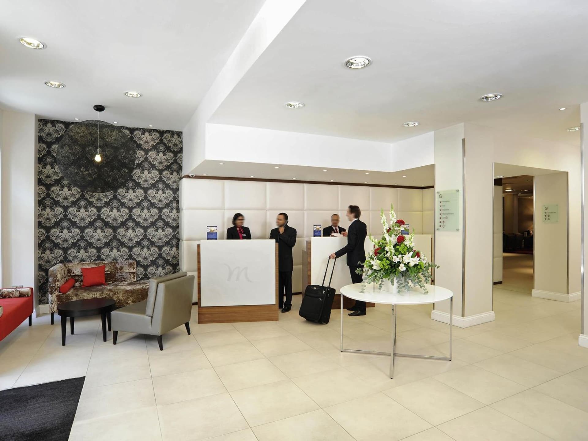 London Bloomsbury Square Hotel by IHG