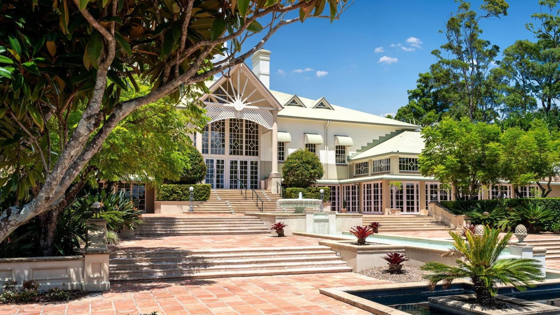 InterContinental Sanctuary Cove Resort by IHG