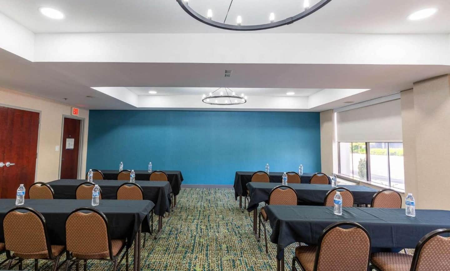Hampton Inn East Windsor