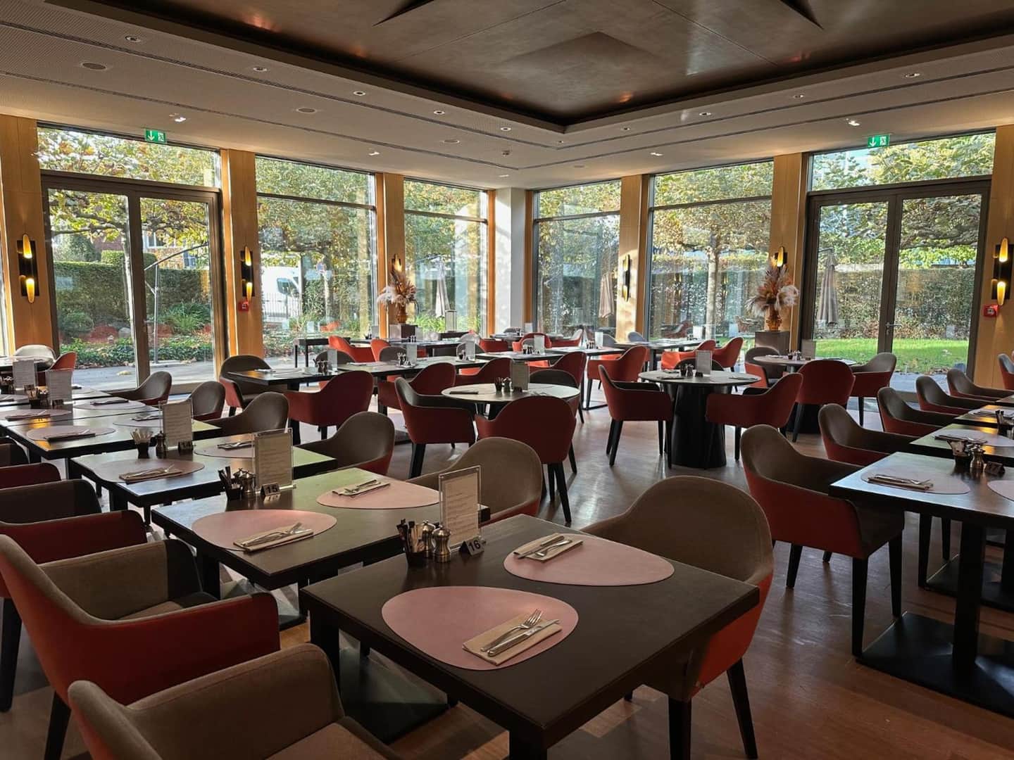 Wasserturm Hotel Cologne, Curio Collection by Hilton