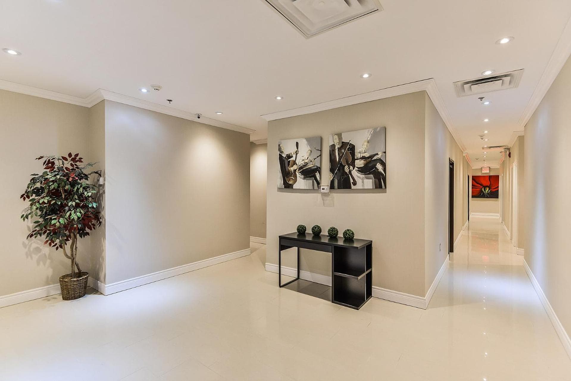 Nu Hotel