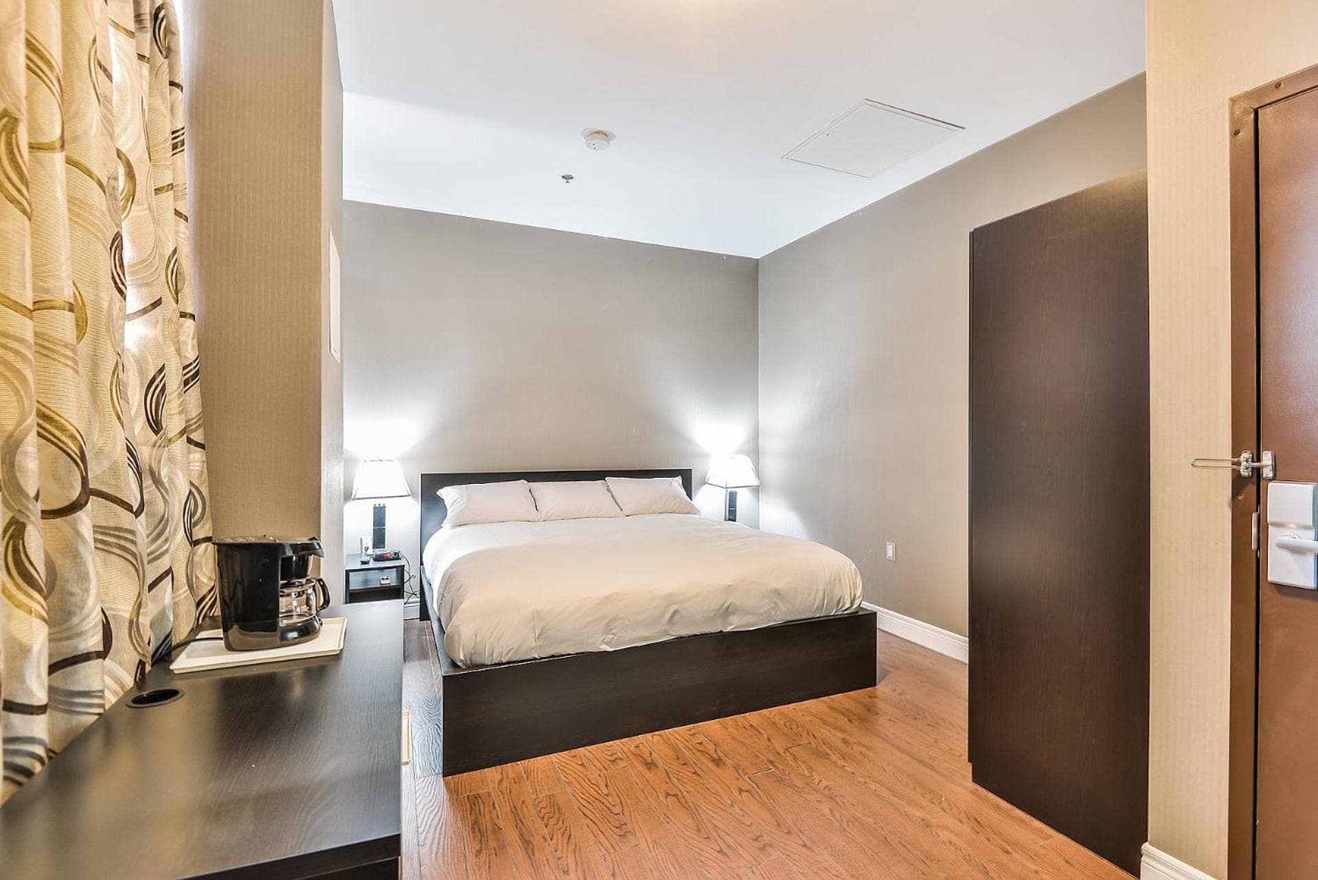 Nu Hotel