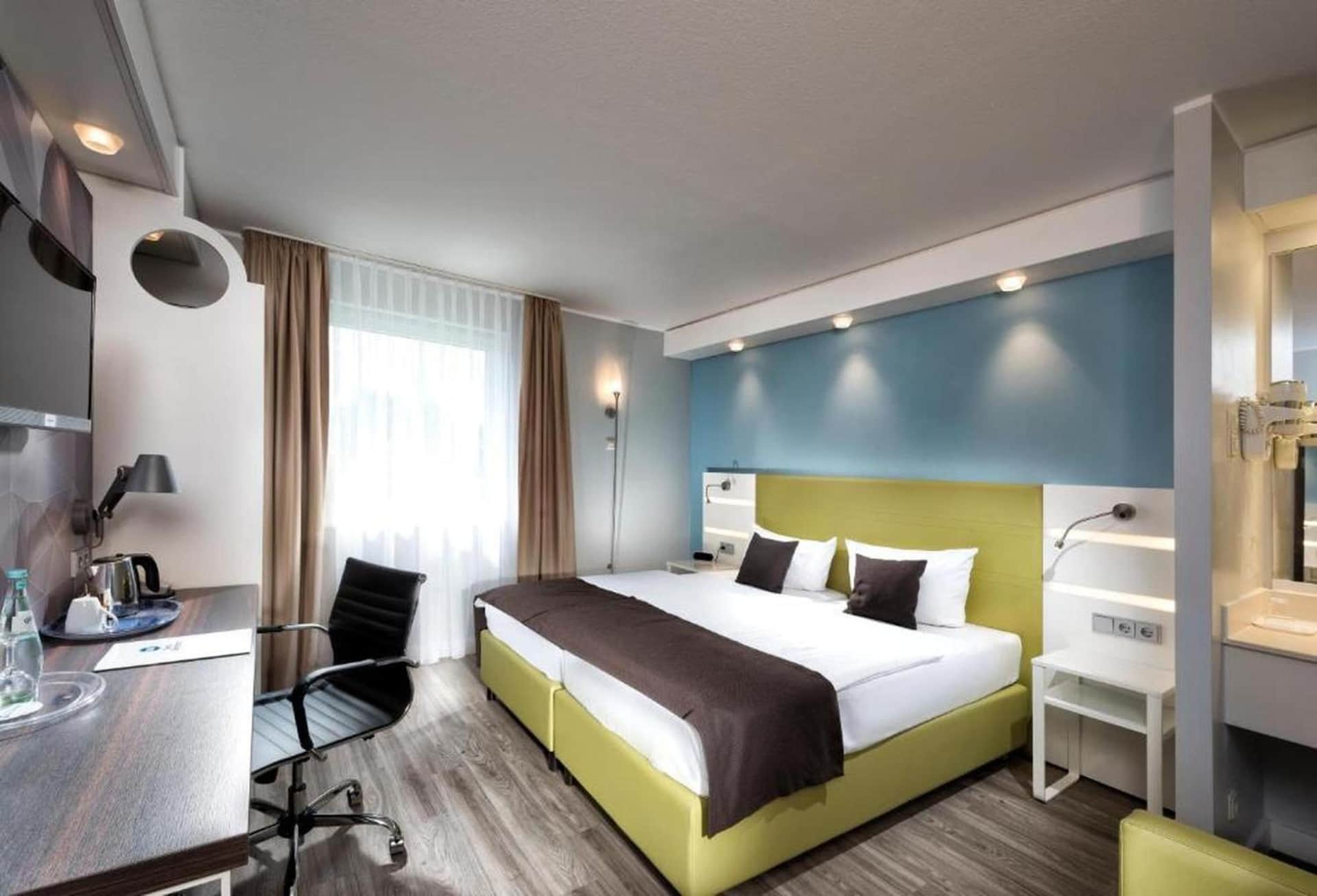 Peine Salzgitter Hotel by Belvilla