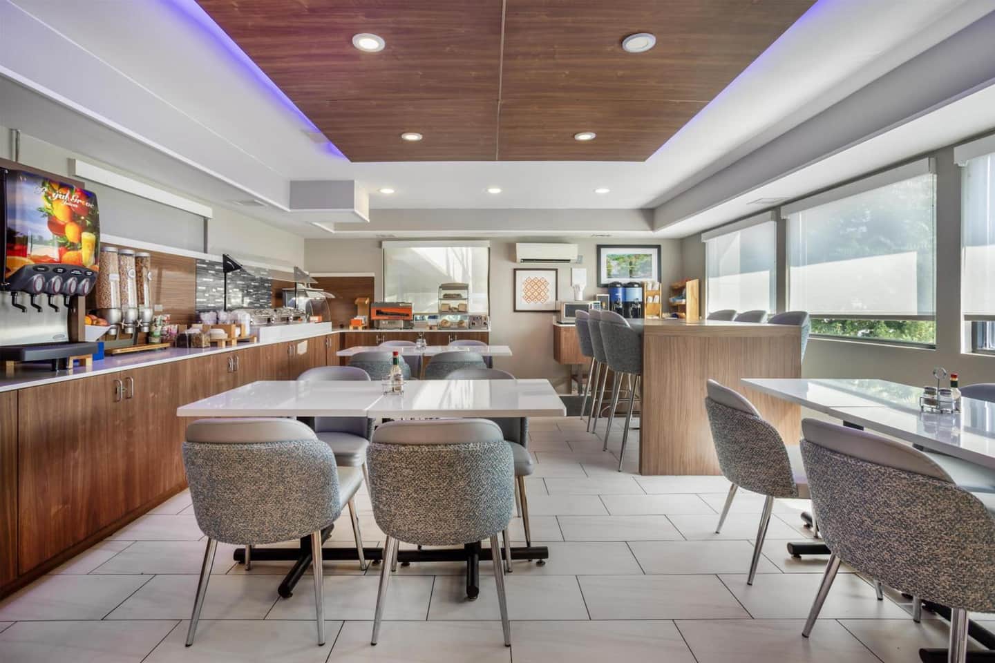 Best Western Roslyn-Long Island Hotel