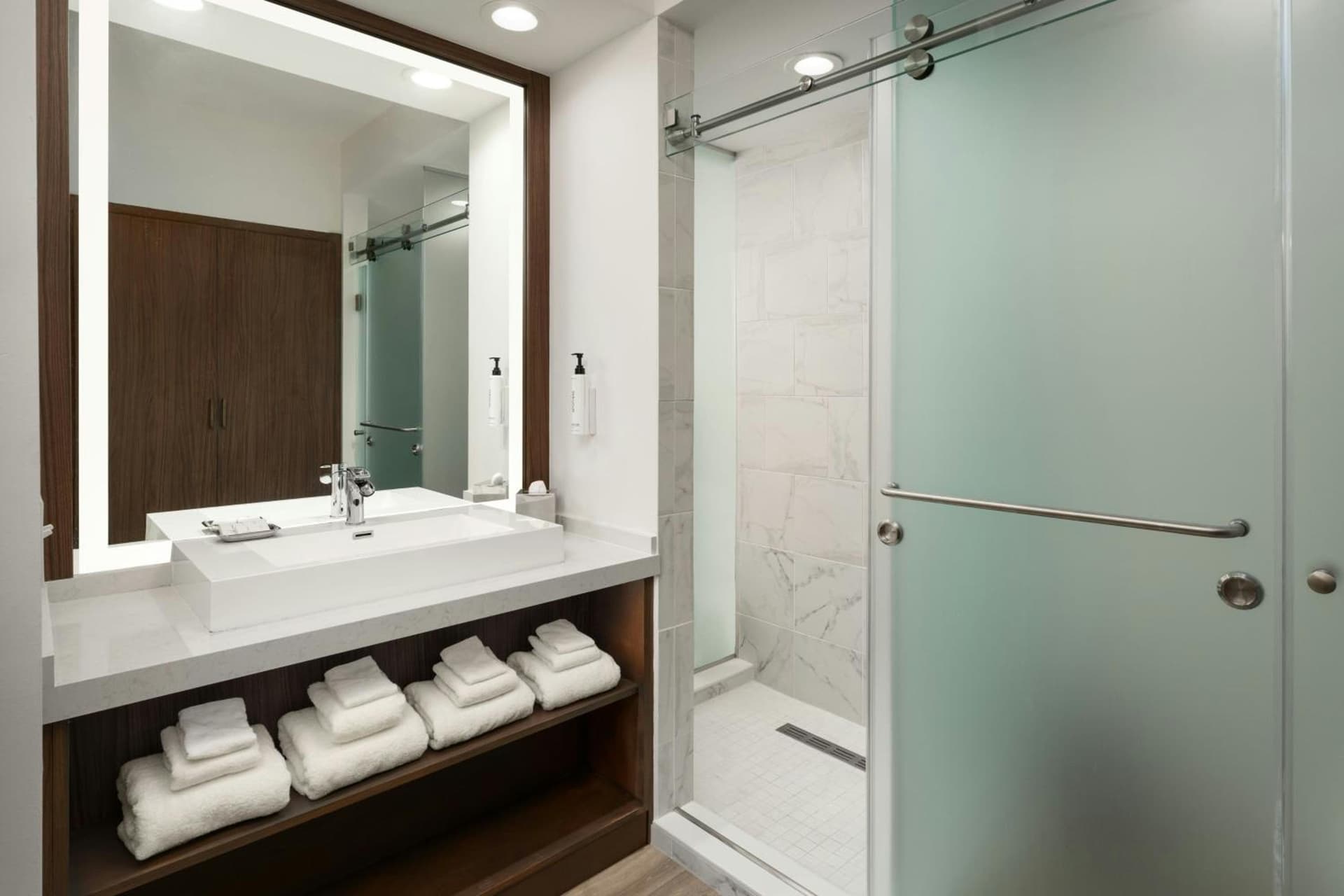 Maritime Hotel Fort Lauderdale Airport & Cruiseport
