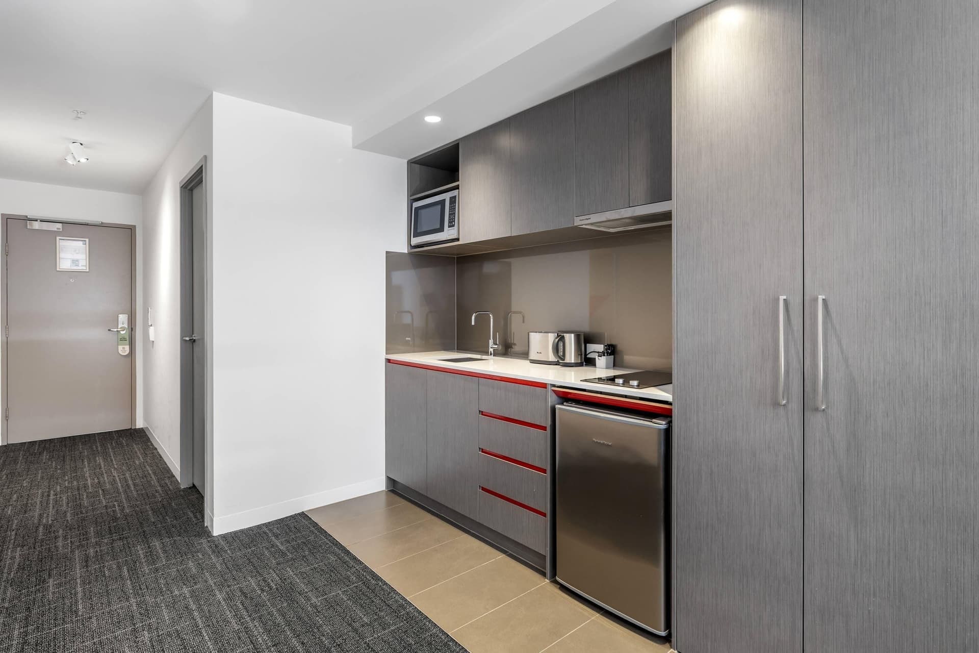 MainStay Suites Abbotsford