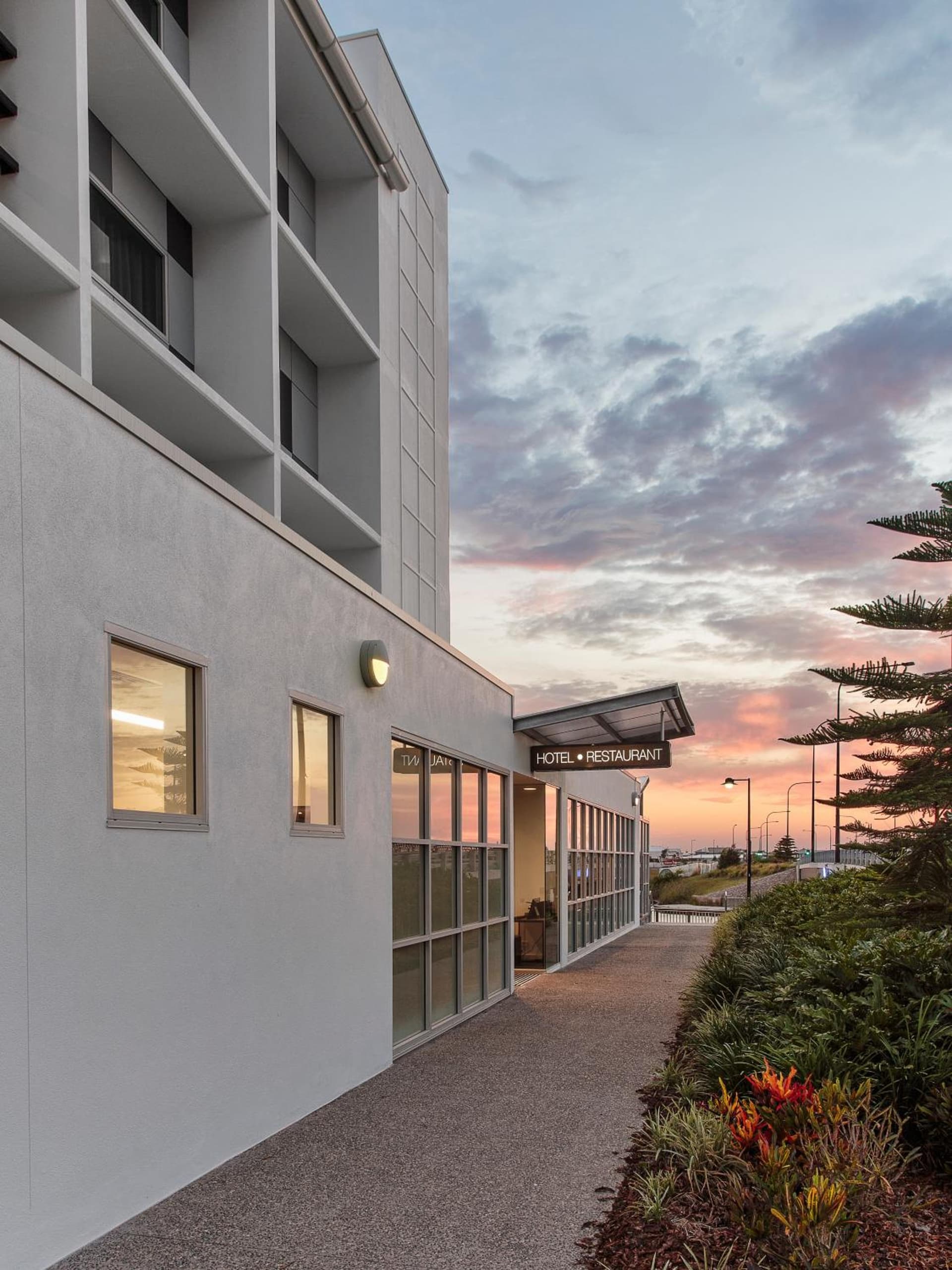 Mercure Sunshine Coast Kawana Waters