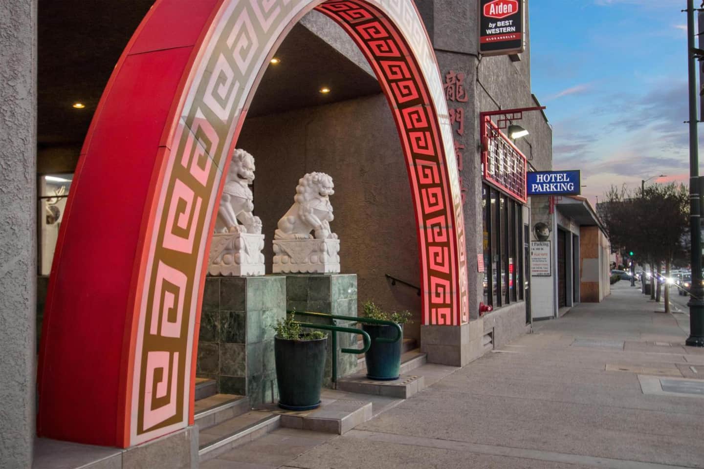 Aiden Los Angeles Downtown Dragon Gate Inn