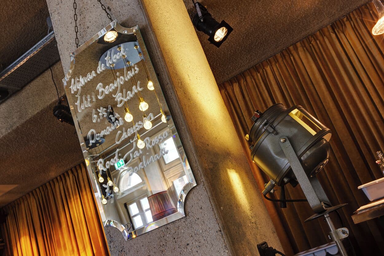 Hotel V Nesplein