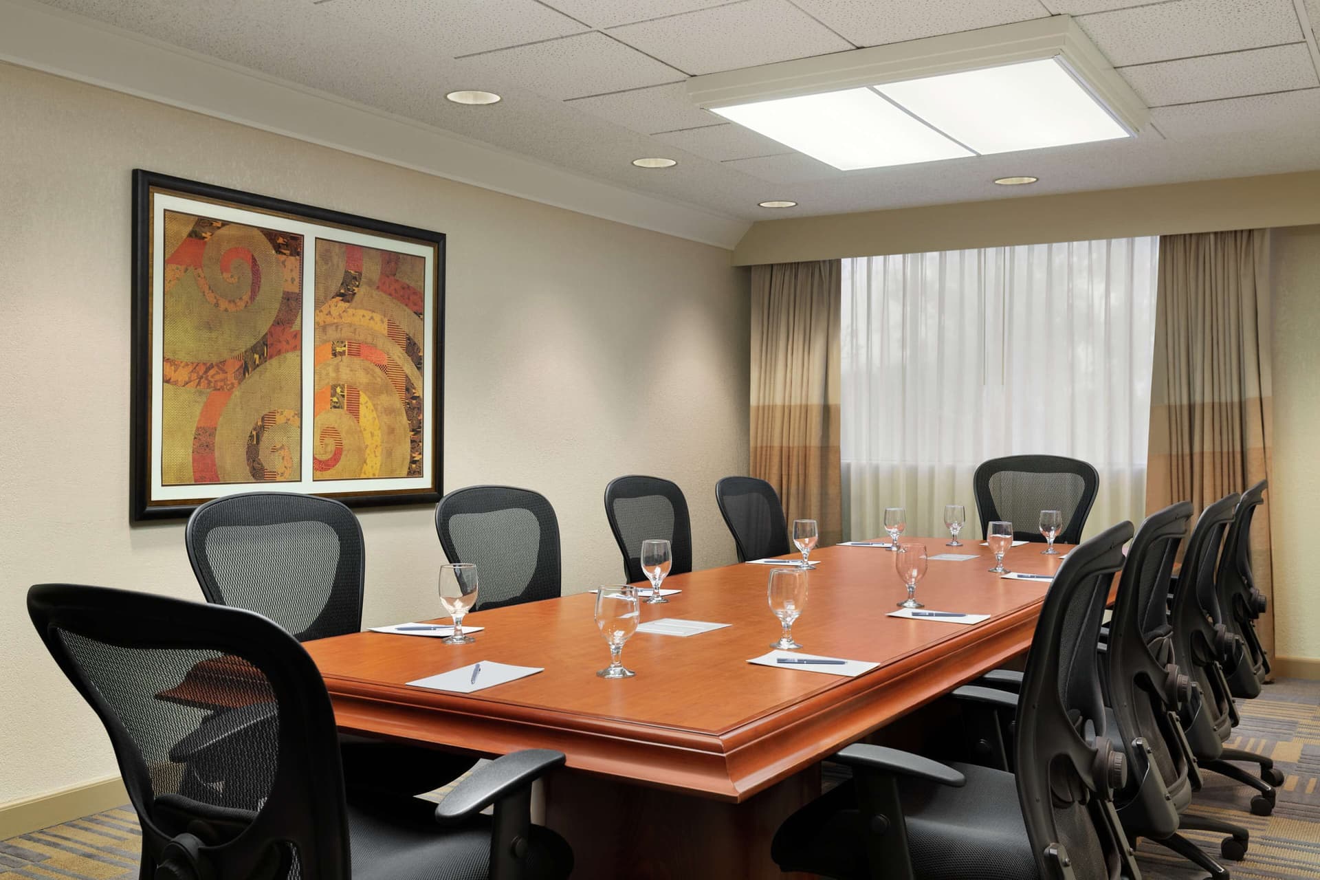 Embassy Suites by Hilton Phoenix Tempe