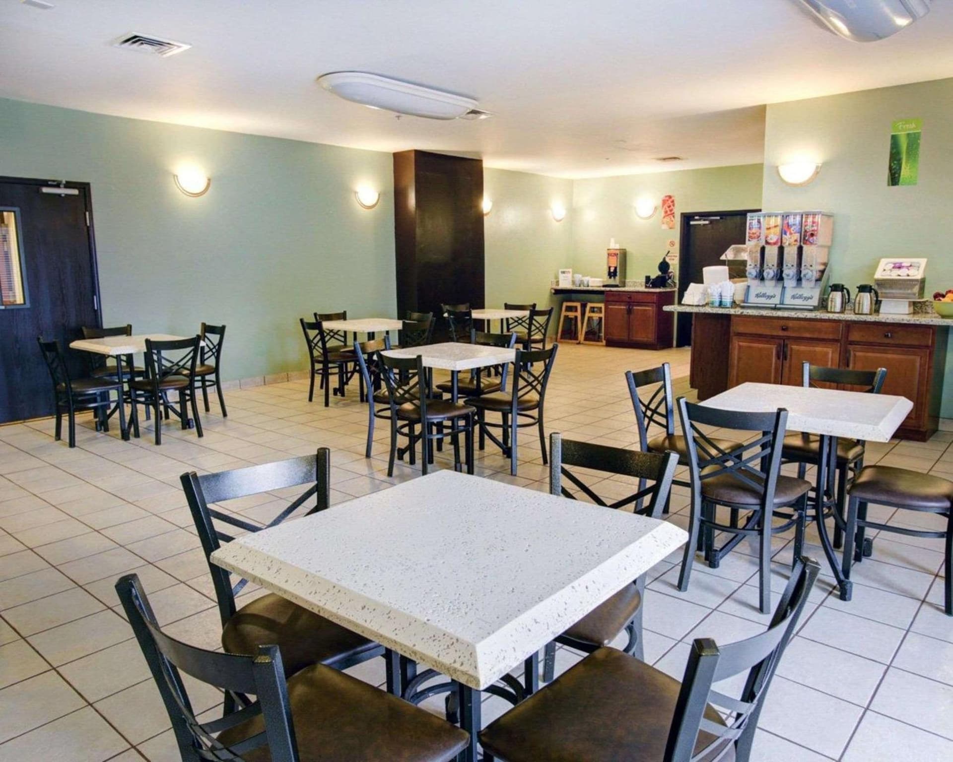 Garner Hotel Del Valle - Austin Southeast