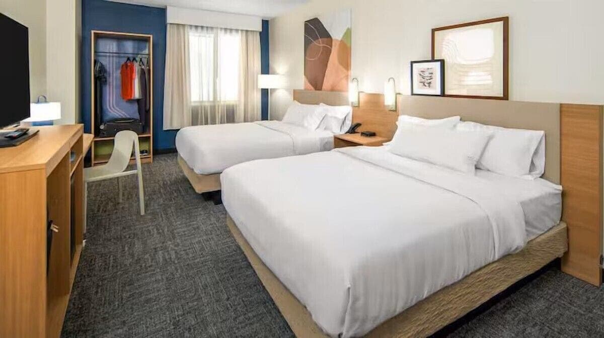 Spark by Hilton Kent Seattle